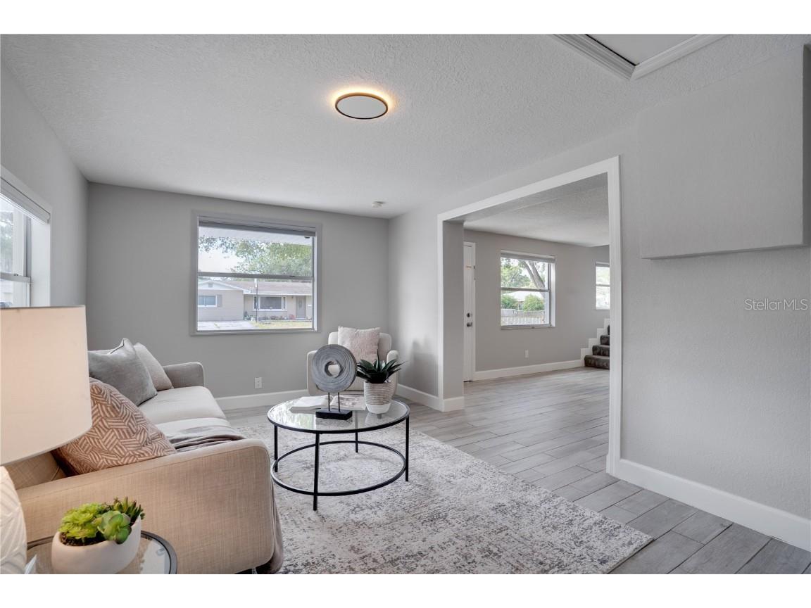 7991 24th Avenue N Saint Petersburg FL 33710 TB8436575 image7