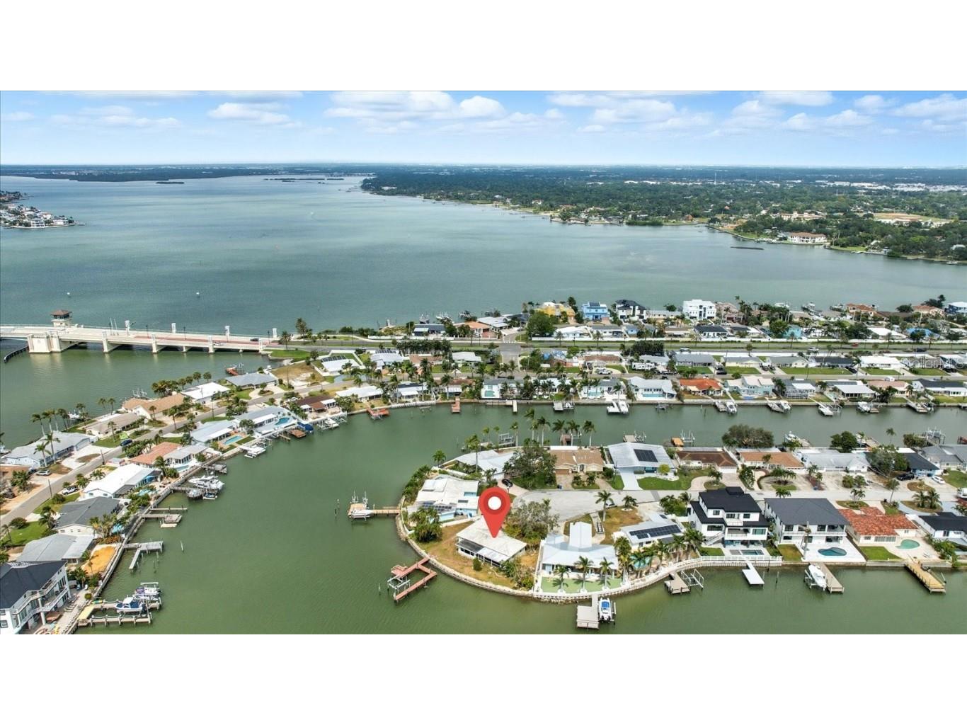 7998 1st Avenue S Saint Petersburg FL 33707 TB8417330 image10