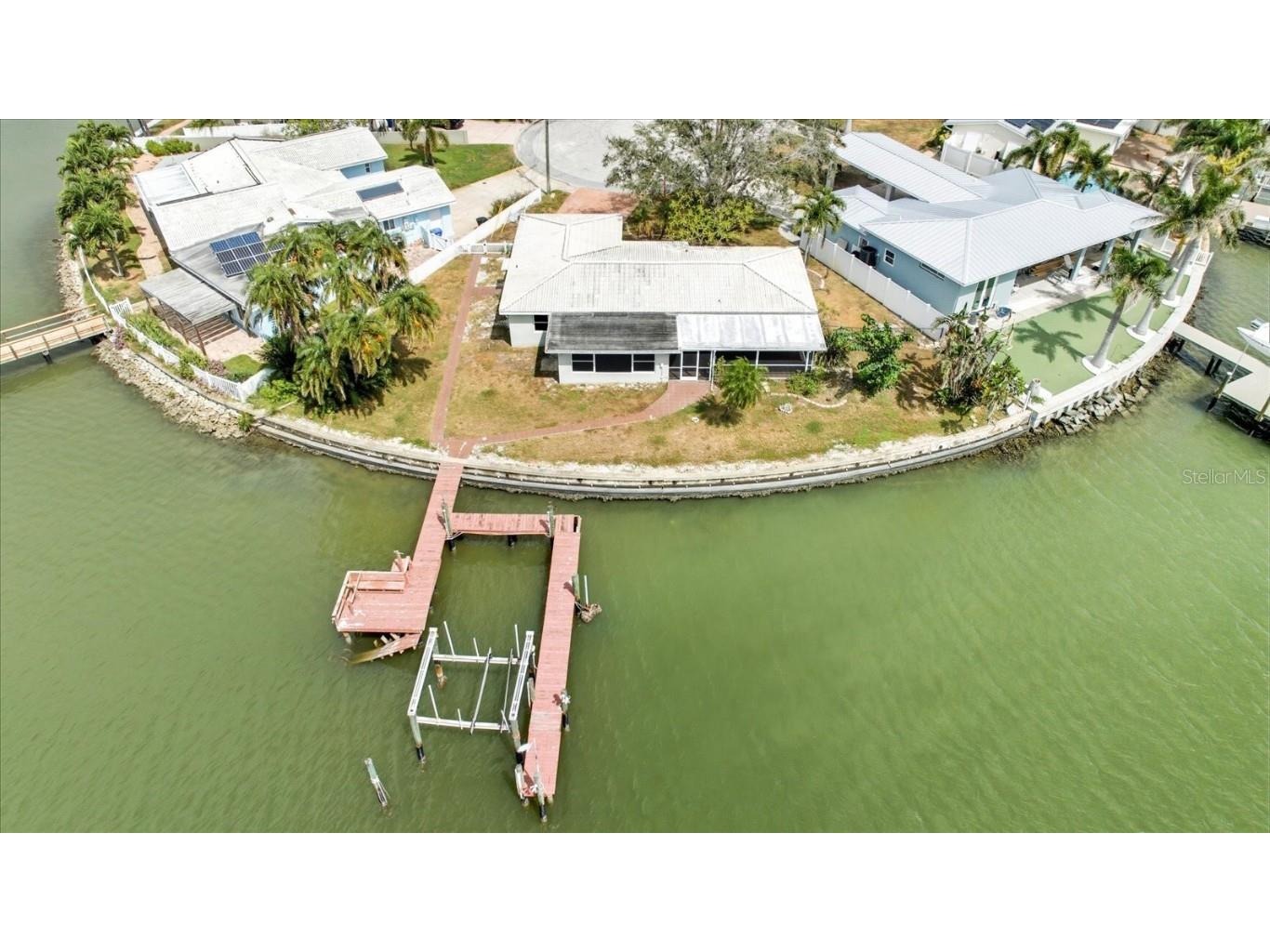 7998 1st Avenue S Saint Petersburg FL 33707 TB8417330 image16