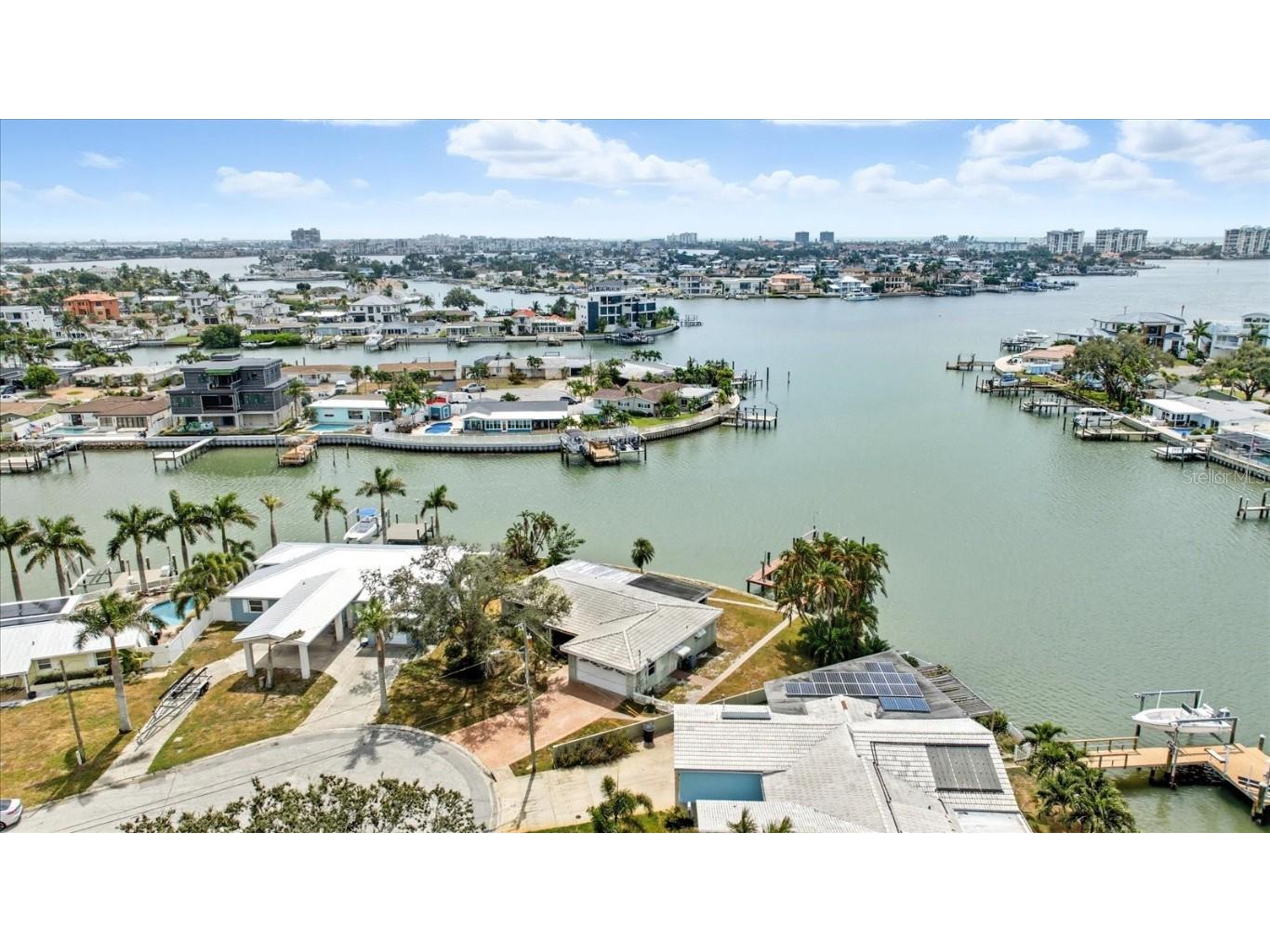 7998 1st Avenue S Saint Petersburg FL 33707 TB8417330 image5