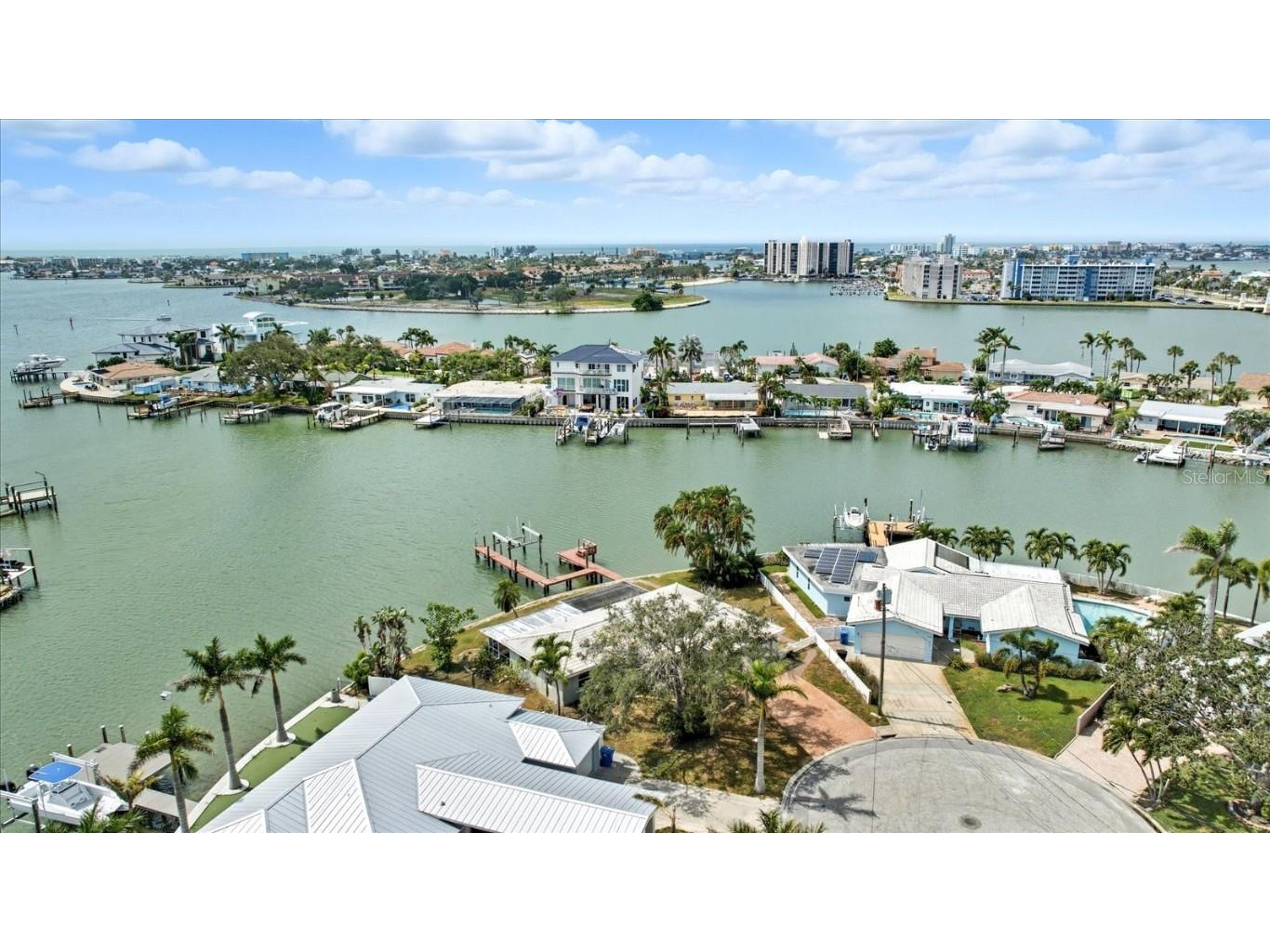 7998 1st Avenue S Saint Petersburg FL 33707 TB8417330 image6