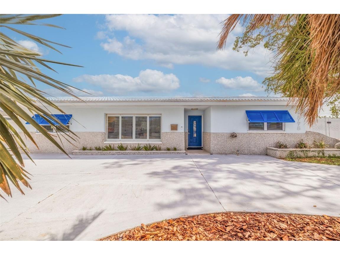 7998 Causeway Boulevard N Saint Petersburg FL 33707 TB8357862 image1