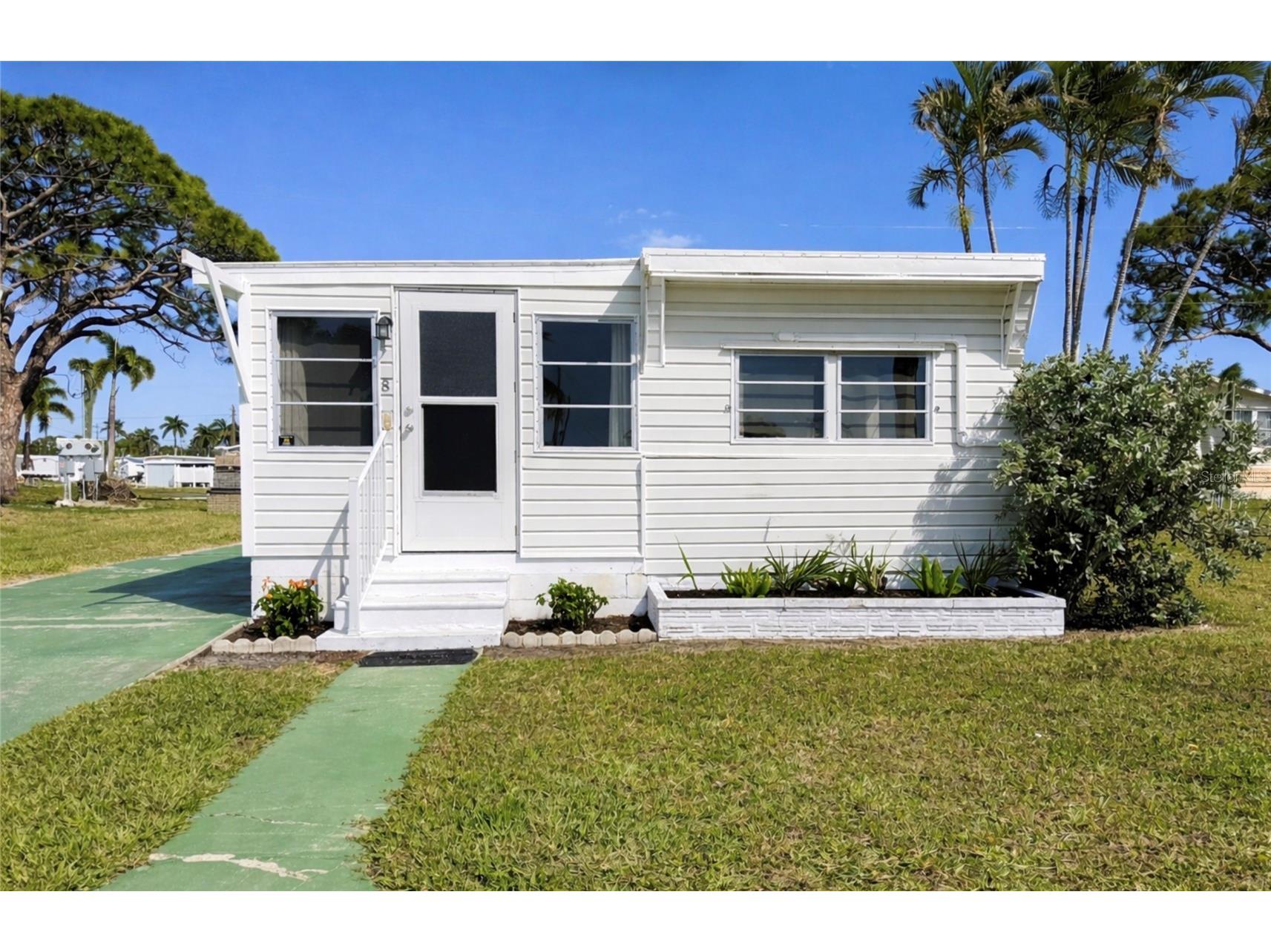8 6th Street Bradenton FL 34210 - SARASOTA BAY/INTRACOASTAL A4689687 image1