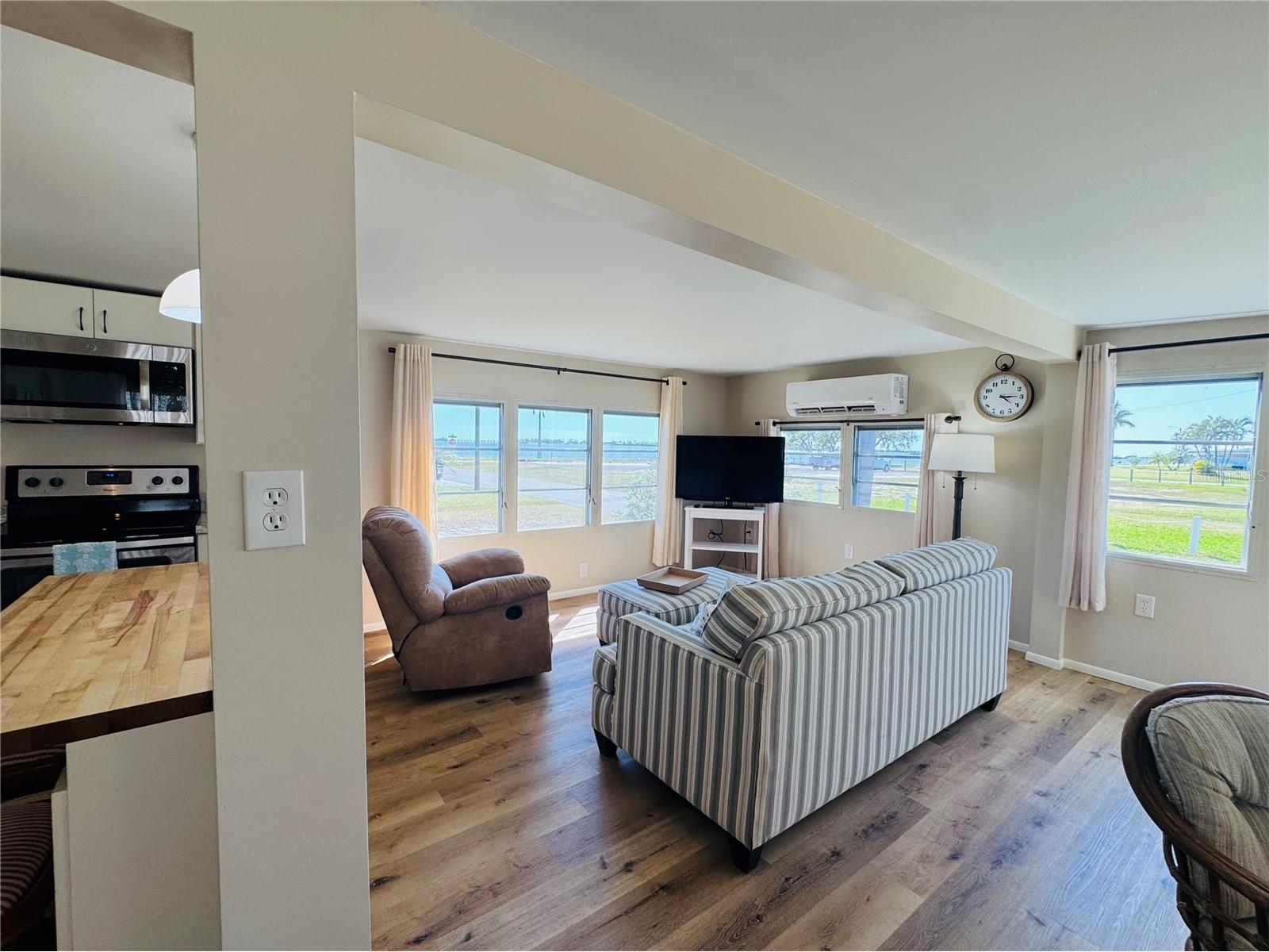8 6th Street Bradenton FL 34210 - SARASOTA BAY/INTRACOASTAL A4689687 image9