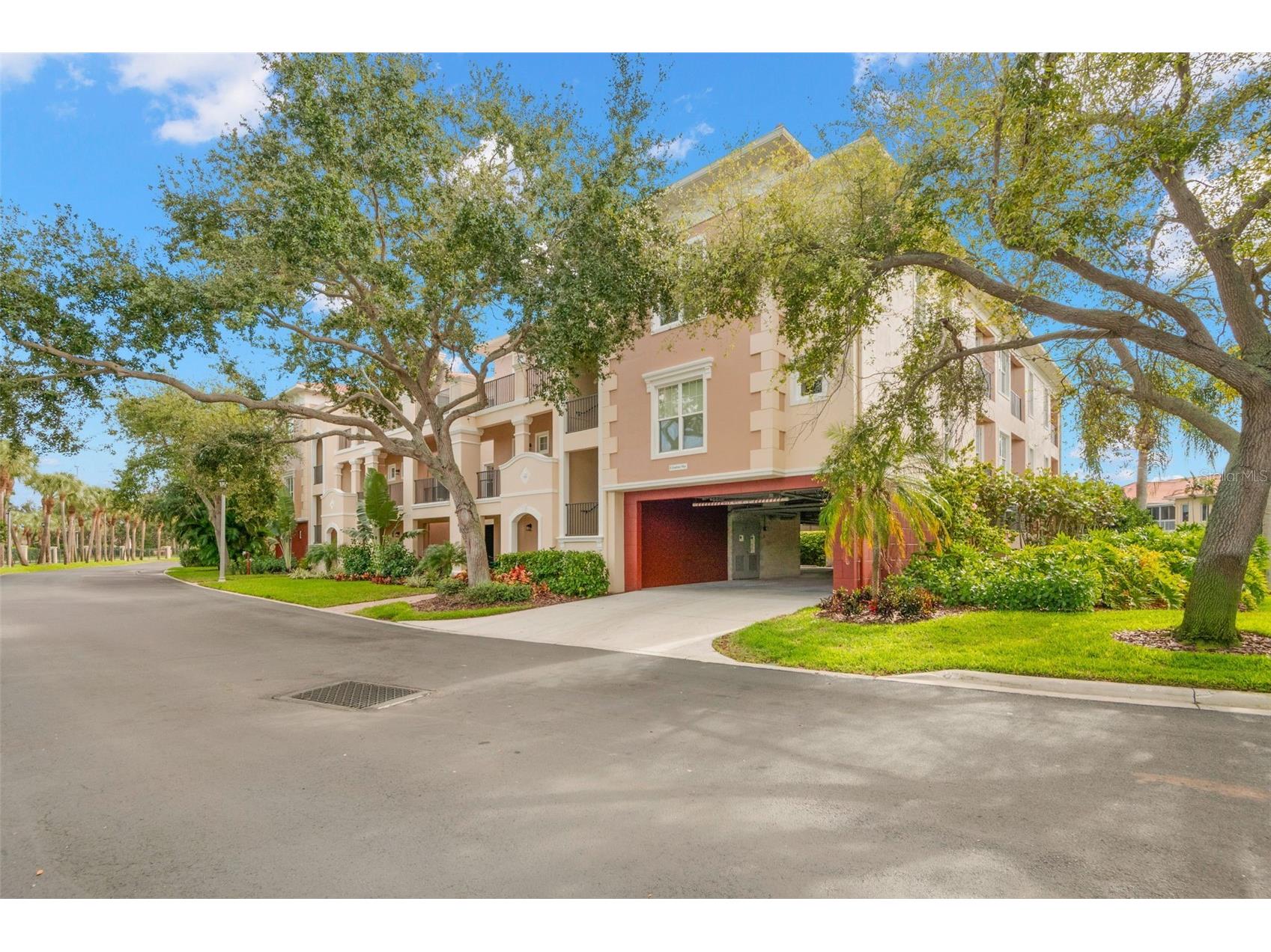 8 Academy Way S #123 Saint Petersburg FL 33711 TB8456422 image2