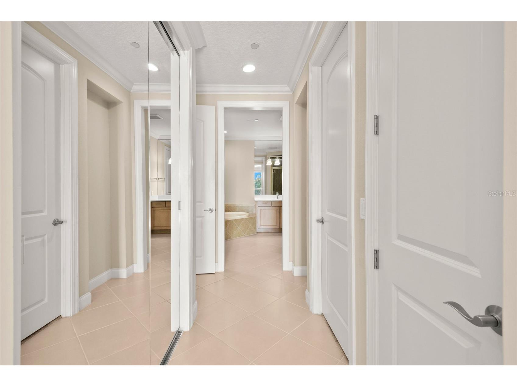 8 Academy Way S #123 Saint Petersburg FL 33711 TB8456422 image27