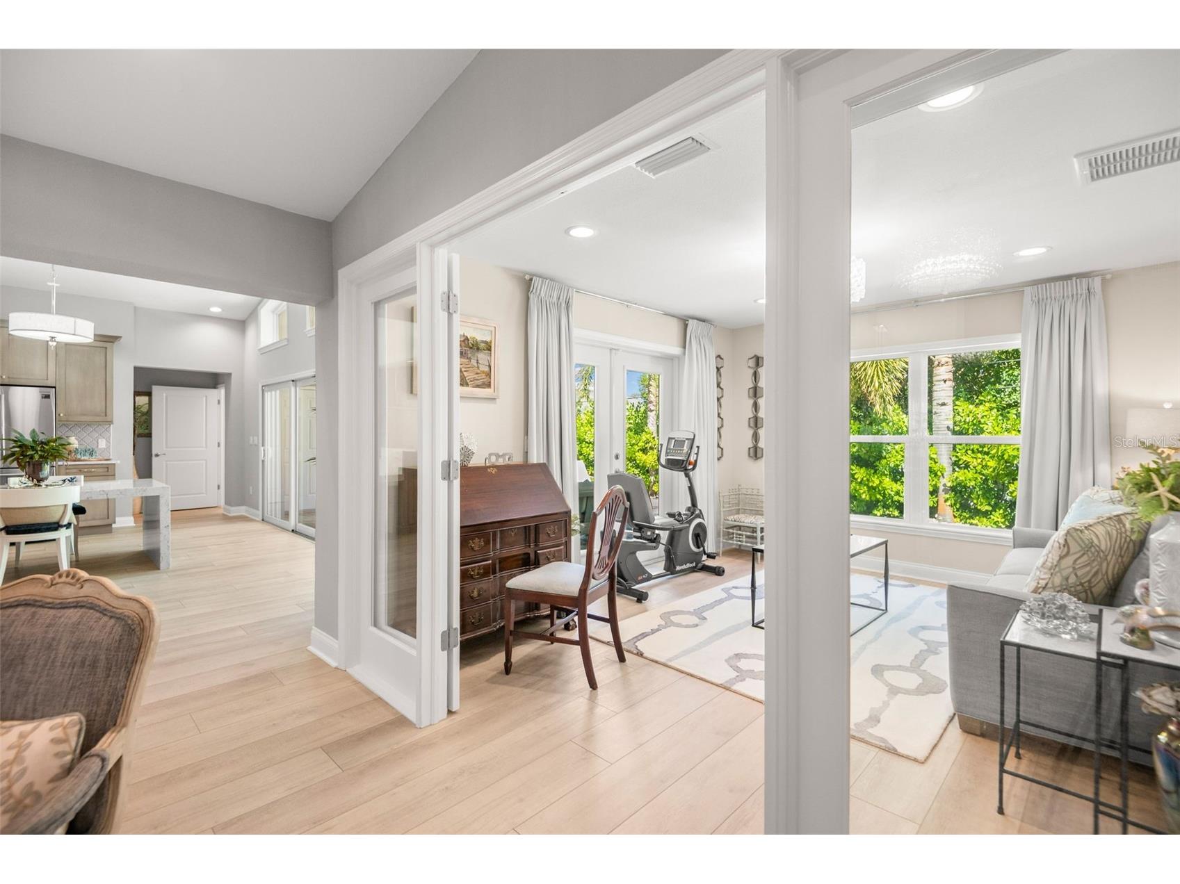 8 Ambleside Drive Belleair FL 33756 TB8483530 image22