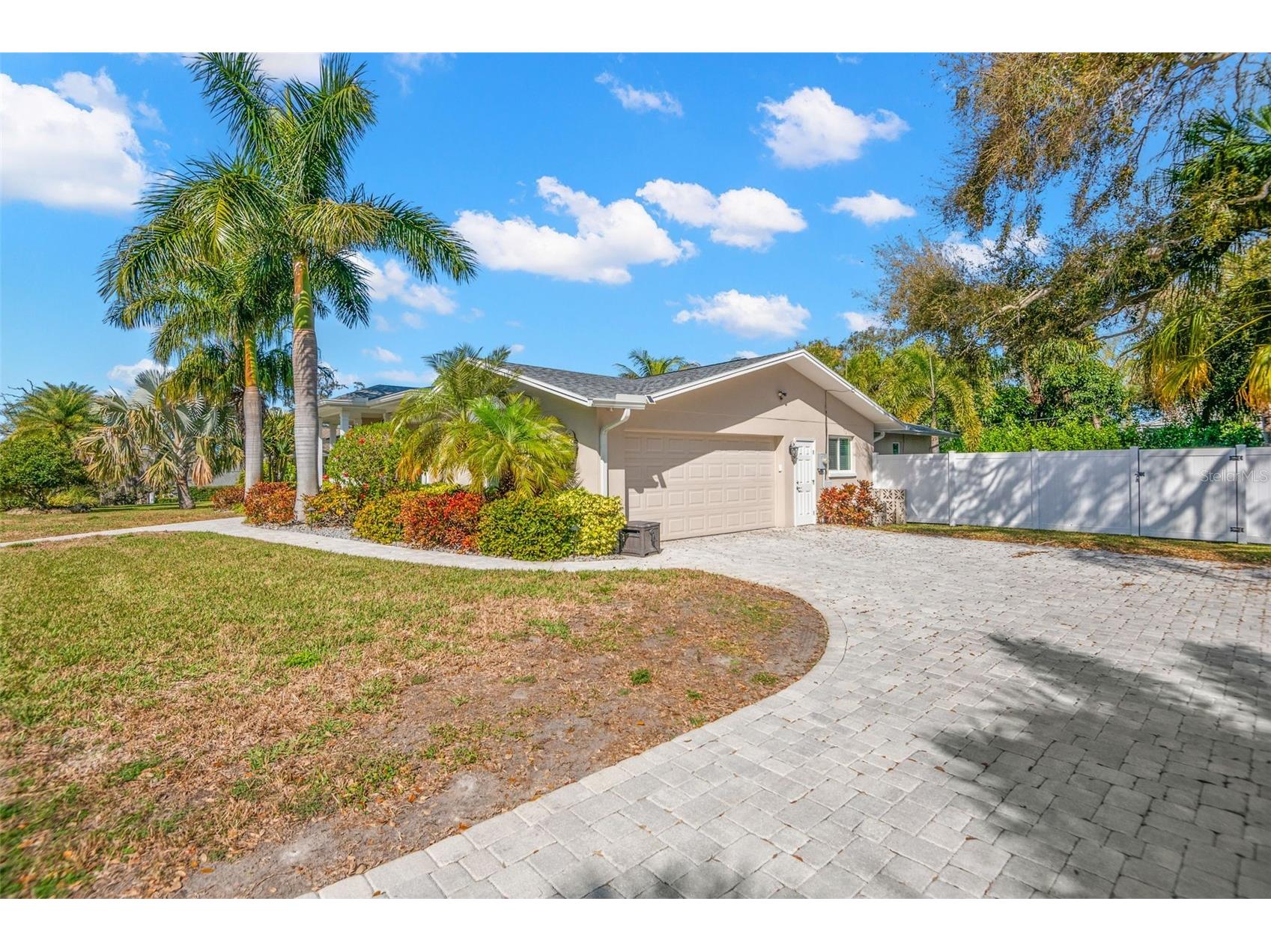 8 Ambleside Drive Belleair FL 33756 TB8483530 image4