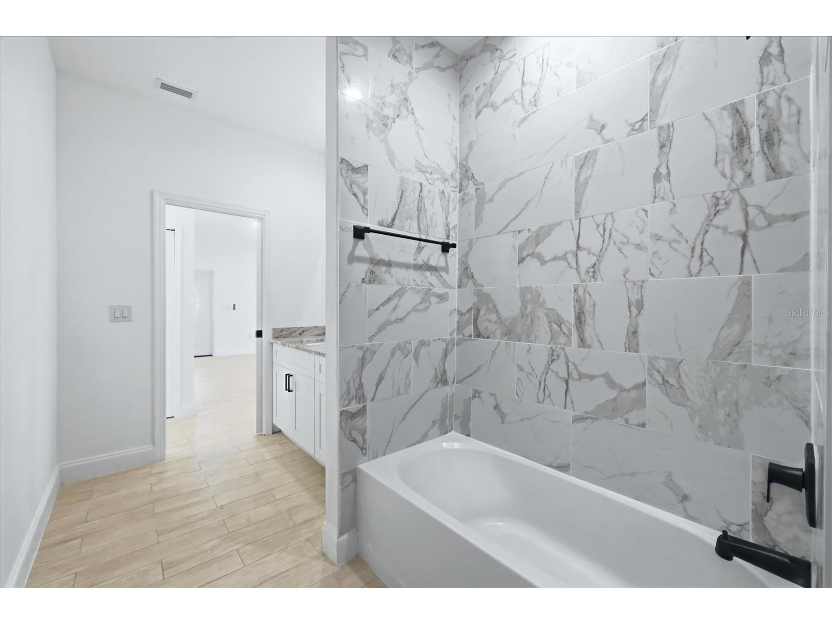 8 Bank Court Placida FL 33946 C7524728 image18