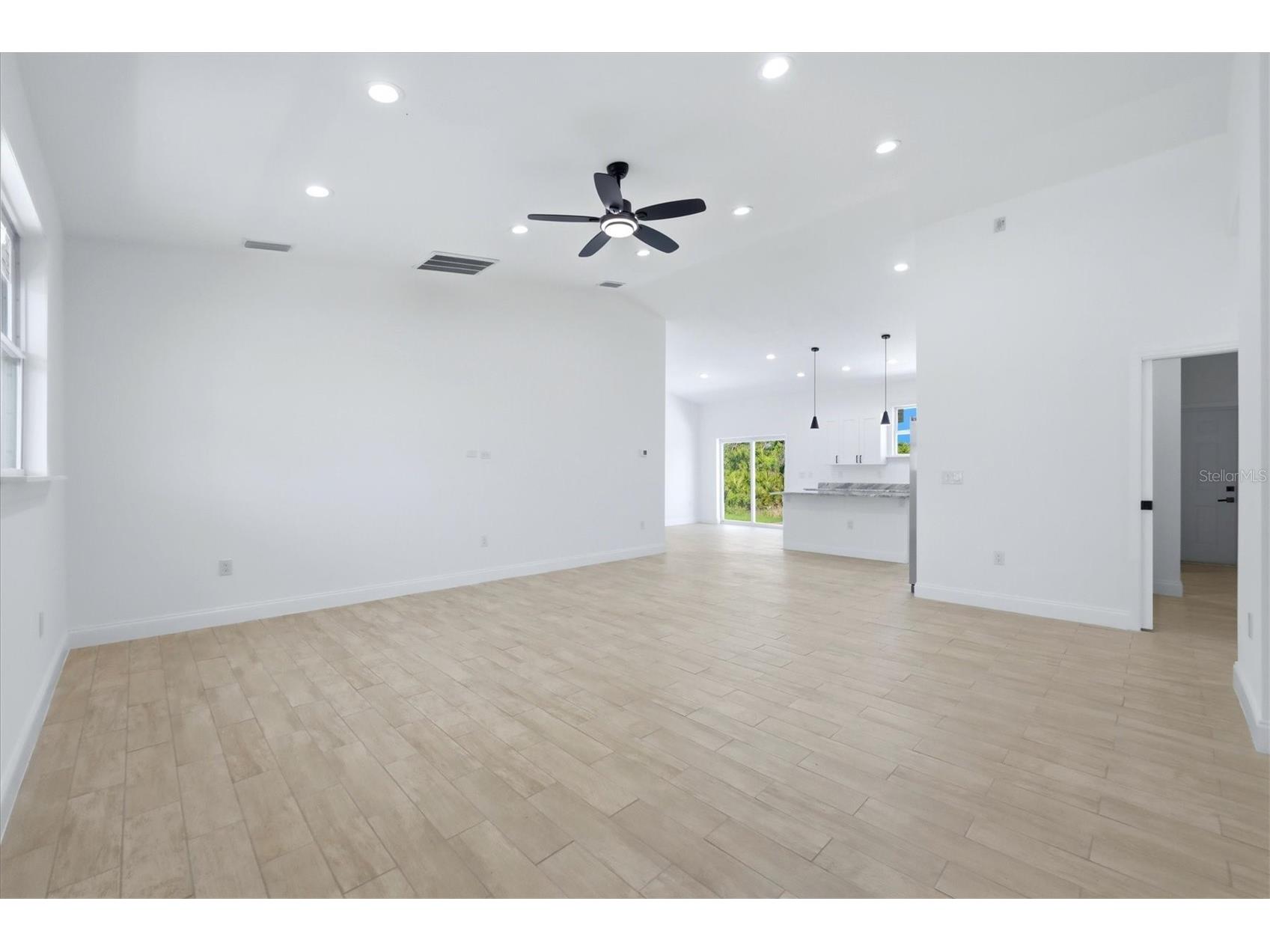 8 Bank Court Placida FL 33946 C7524728 image8