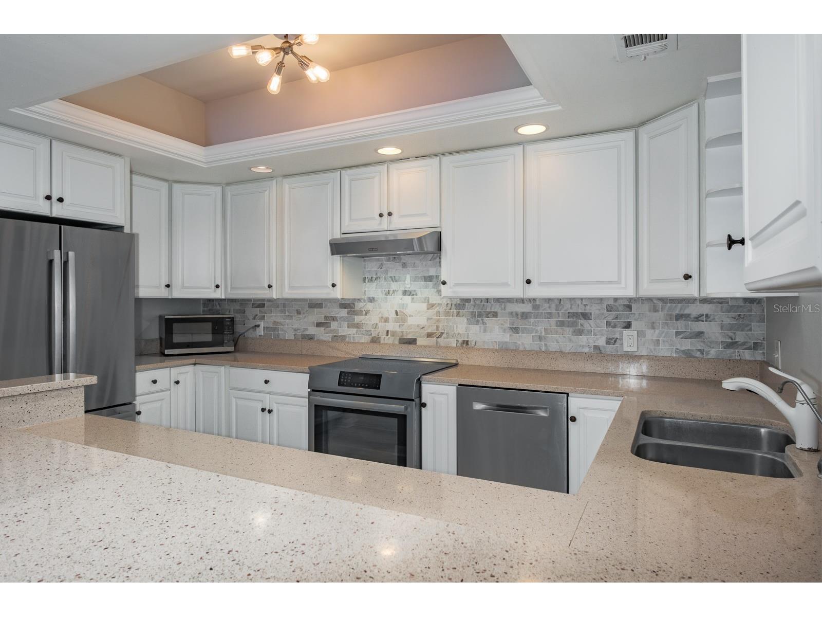 8 Belleview Boulevard #108 Belleair FL 33756 TB8478158 image16