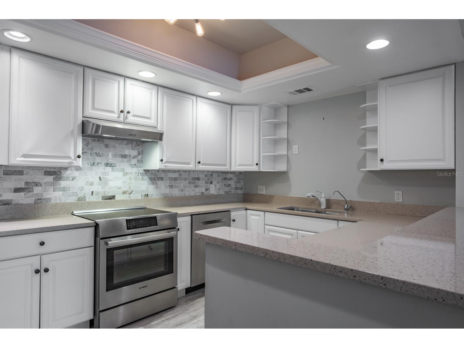 8 Belleview Boulevard #108 Belleair FL 33756 TB8478158 image17