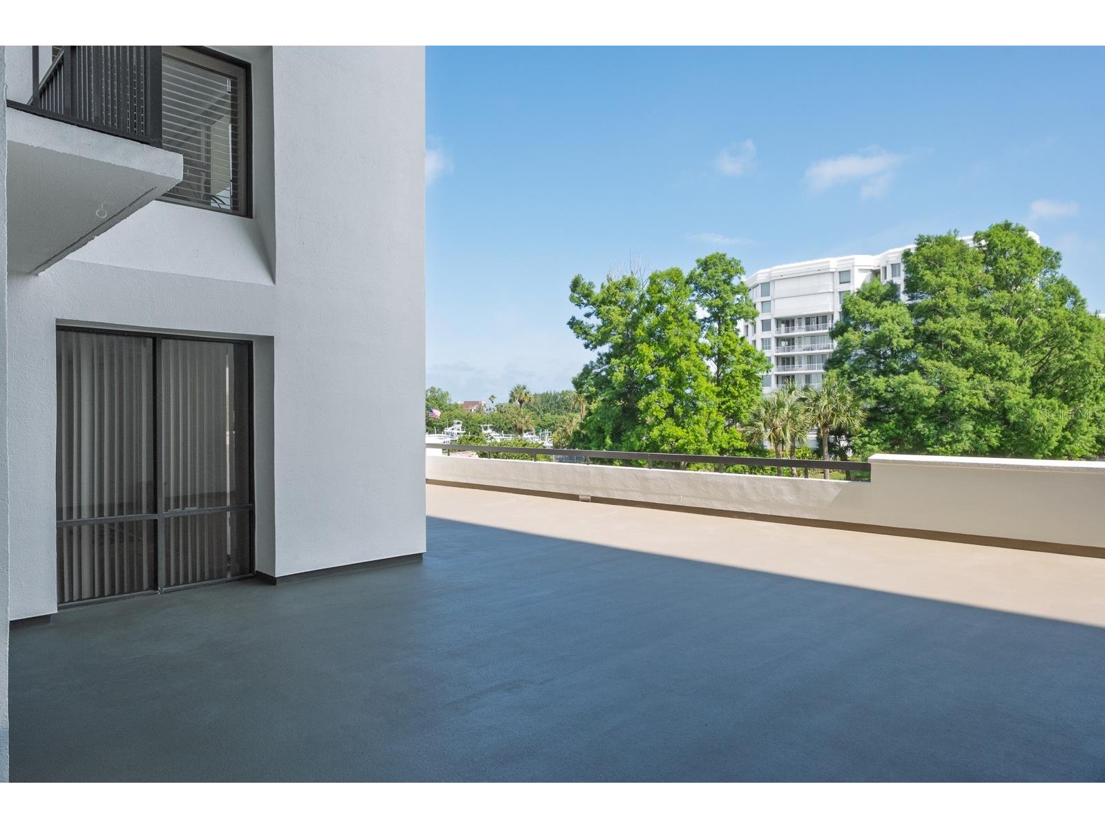 8 Belleview Boulevard #108 Belleair FL 33756 TB8478158 image42