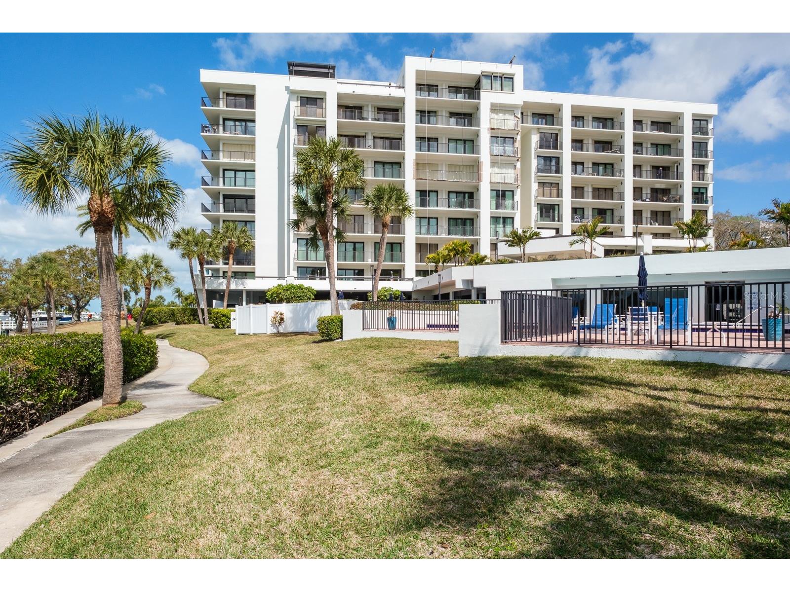 8 Belleview Boulevard #108 Belleair FL 33756 TB8478158 image51