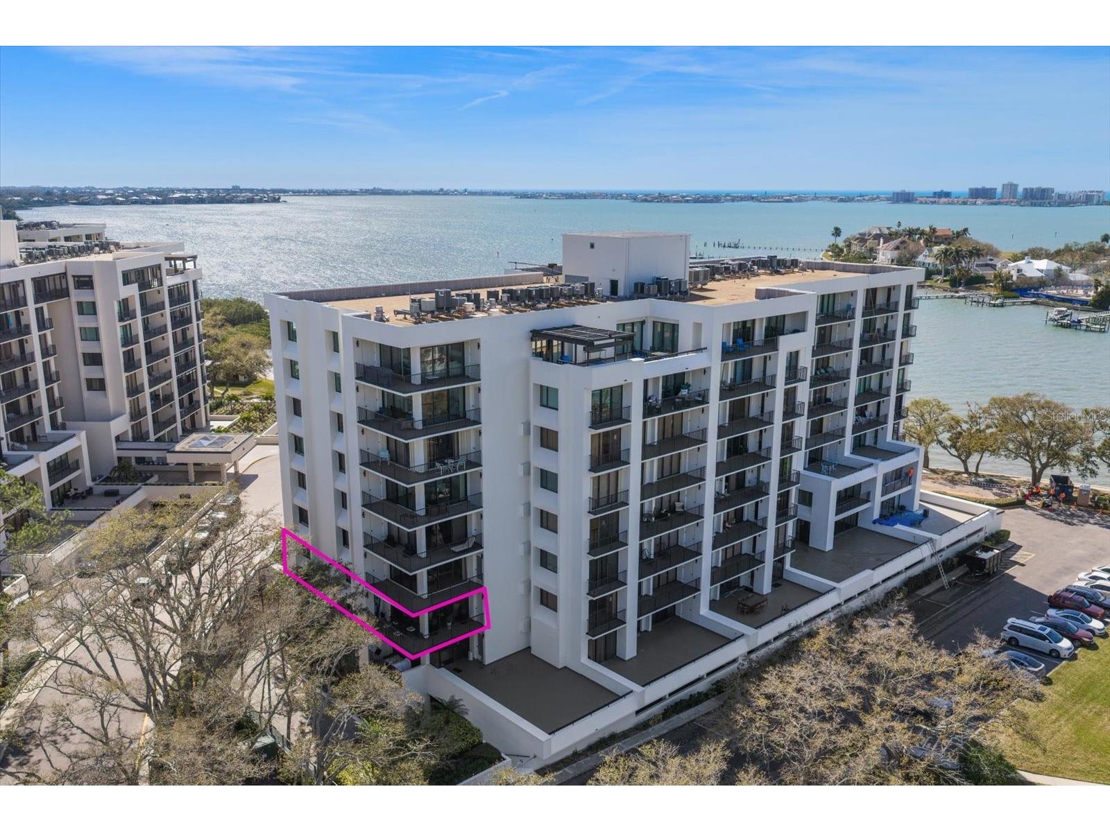 8 Belleview Boulevard #203 Belleair FL 33756 - INTRACOASTAL/CLEARWATERBAY TB8481965 image1
