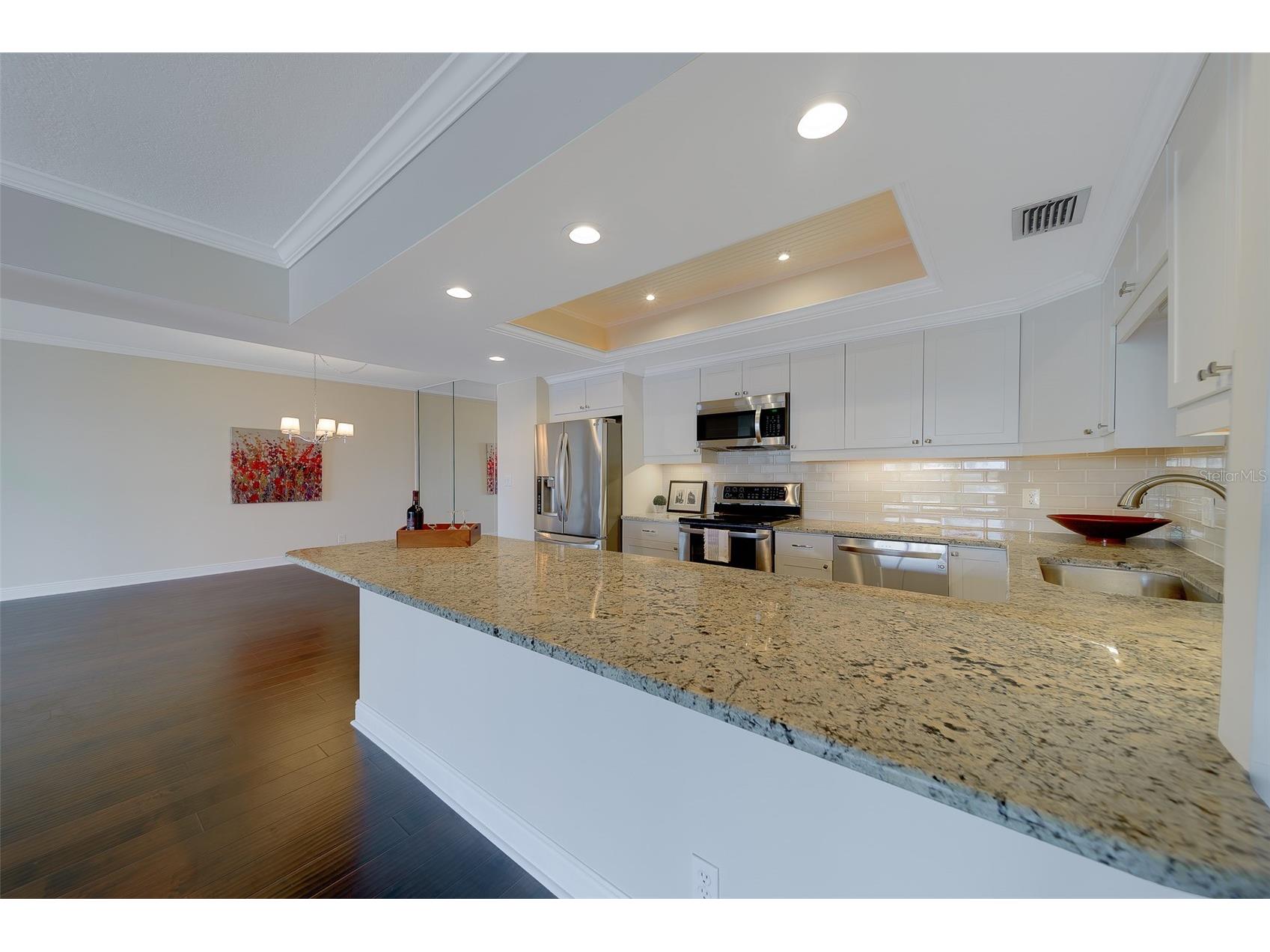 8 Belleview Boulevard #308 Belleair FL 33756 - CLEARWATER BAY & GULF TB8480702 image2
