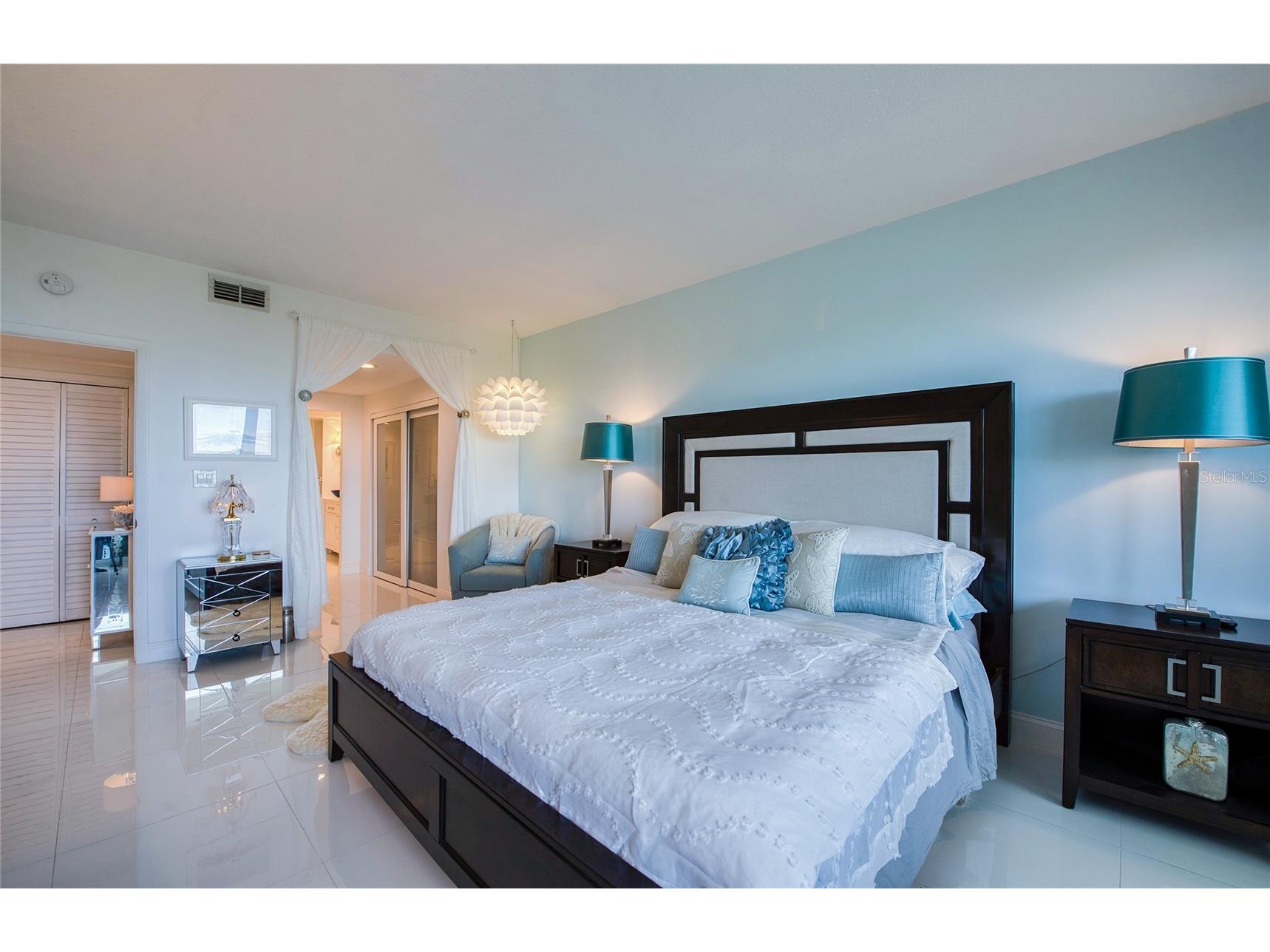 8 Belleview Boulevard #702 Belleair FL 33756 - BAY INTERCOASTAL TB8466591 image31