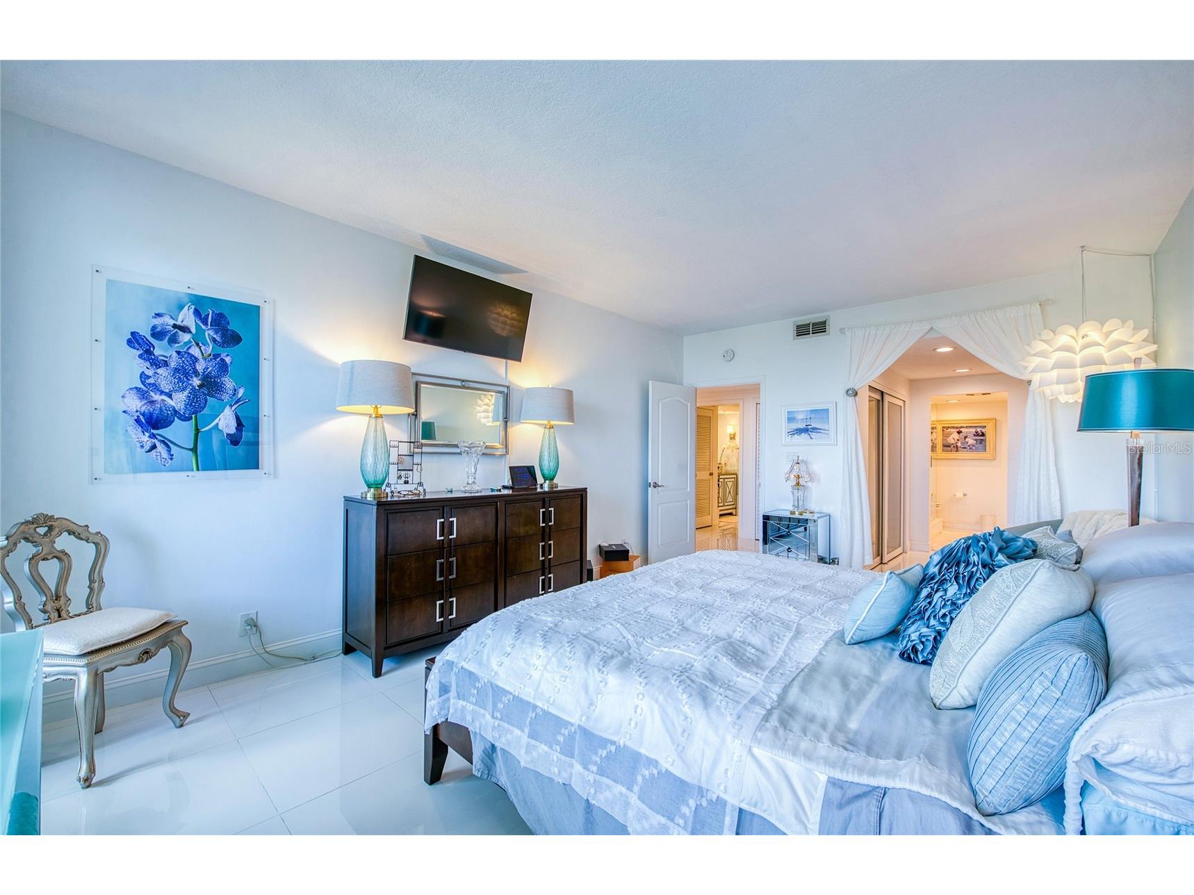 8 Belleview Boulevard #702 Belleair FL 33756 - BAY INTERCOASTAL TB8466591 image33