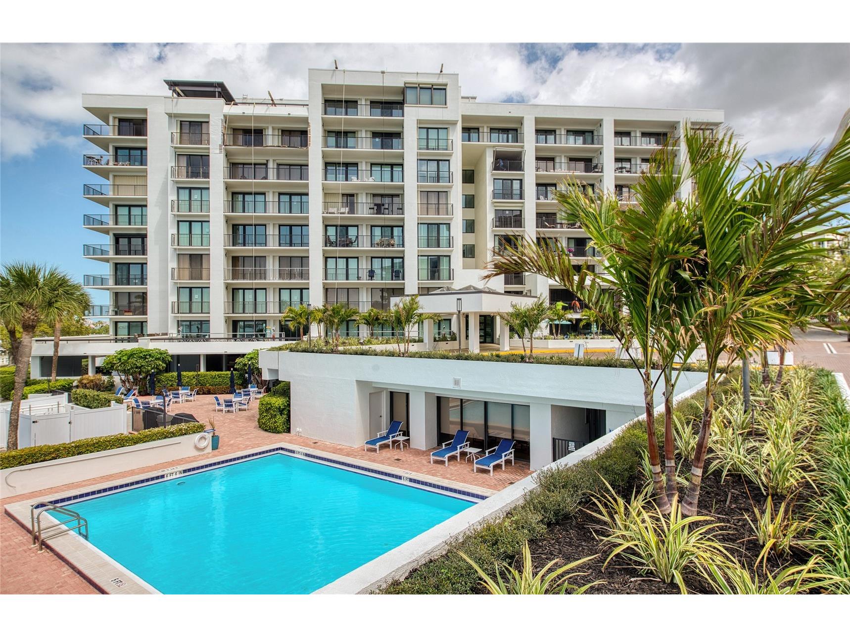 8 Belleview Boulevard #702 Belleair FL 33756 - BAY INTERCOASTAL TB8466591 image4
