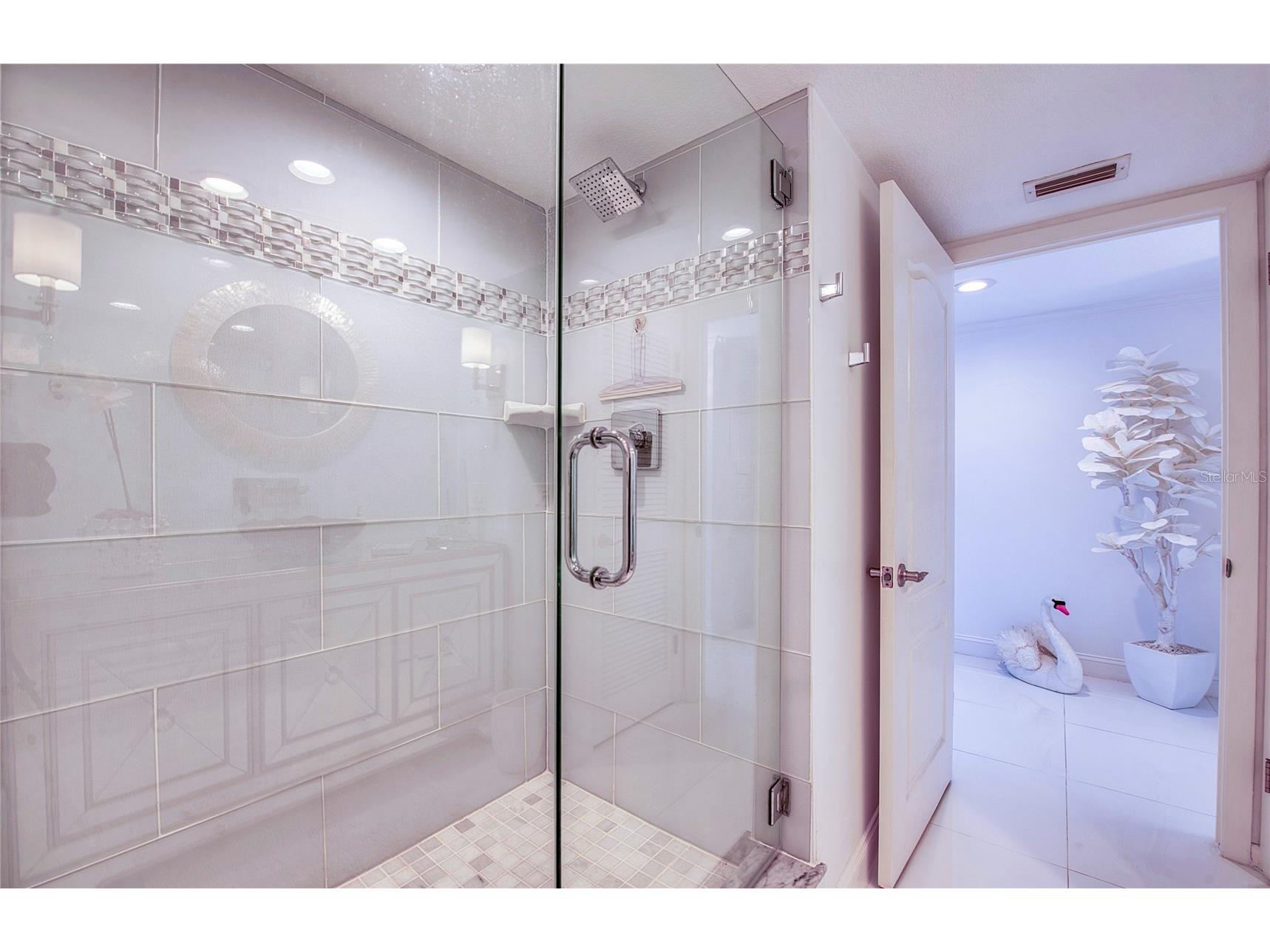 8 Belleview Boulevard #702 Belleair FL 33756 - BAY INTERCOASTAL TB8466591 image46