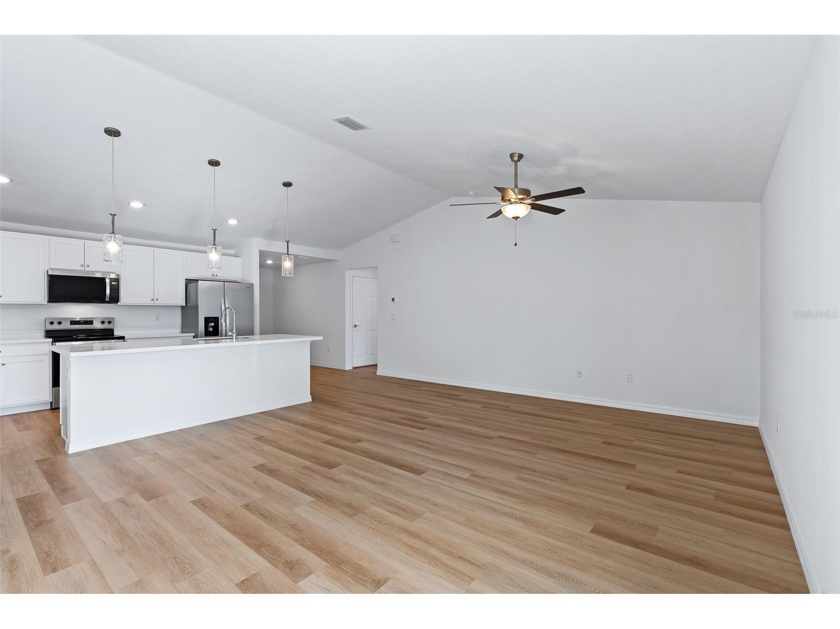 8 Bird Tree Place Palm Coast FL 32137 TB8468662 image60