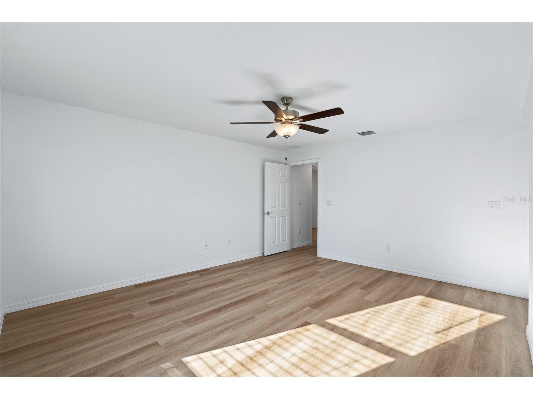 8 Bird Tree Place Palm Coast FL 32137 TB8468662 image9