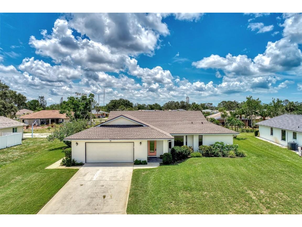 8 Charleston Circle Englewood FL 34223 D6130605 image1