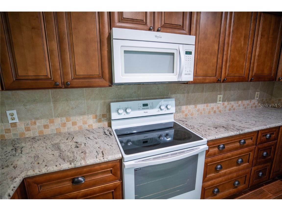 8 Escondido Circle #78 Altamonte Springs FL 32701 O6345868 image13