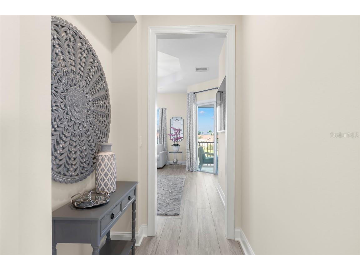 8 Franklin Court S #53D Saint Petersburg FL 33711 TB8443824 image23