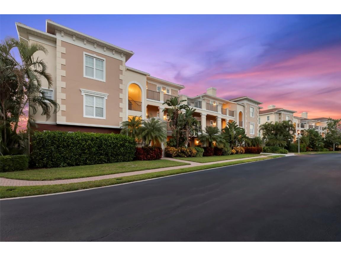 8 Franklin Court S #53D Saint Petersburg FL 33711 TB8443824 image40