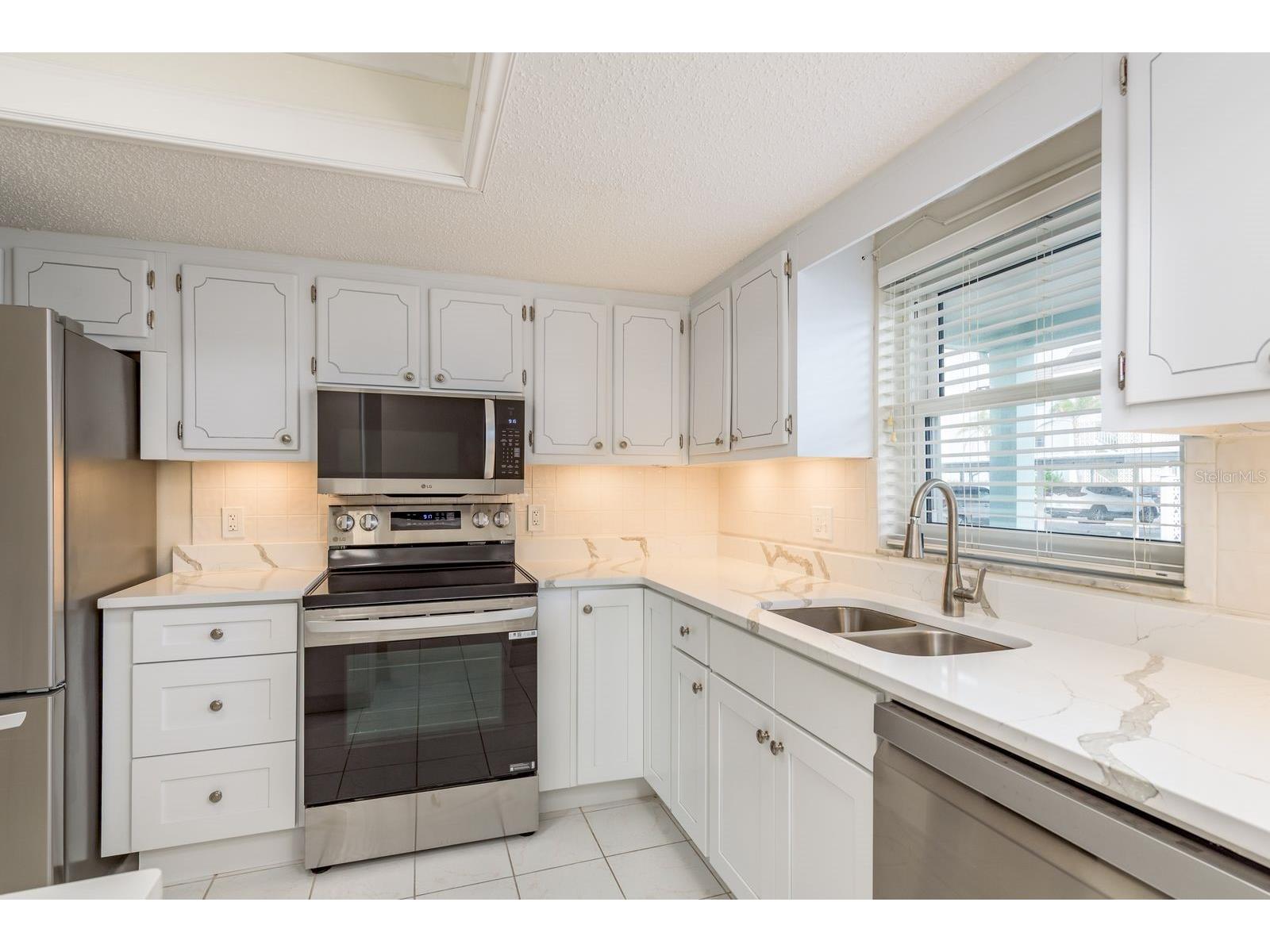 8 Glencoe Place #104 Dunedin FL 34698 TB8485361 image5