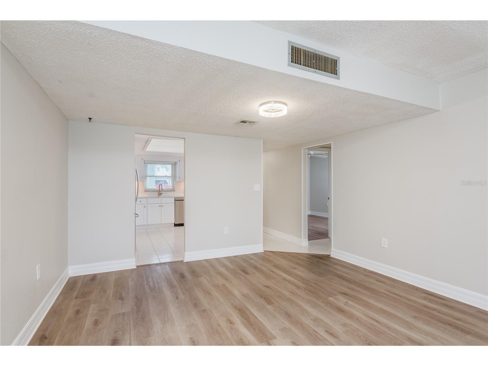 8 Glencoe Place #104 Dunedin FL 34698 TB8519541 image10