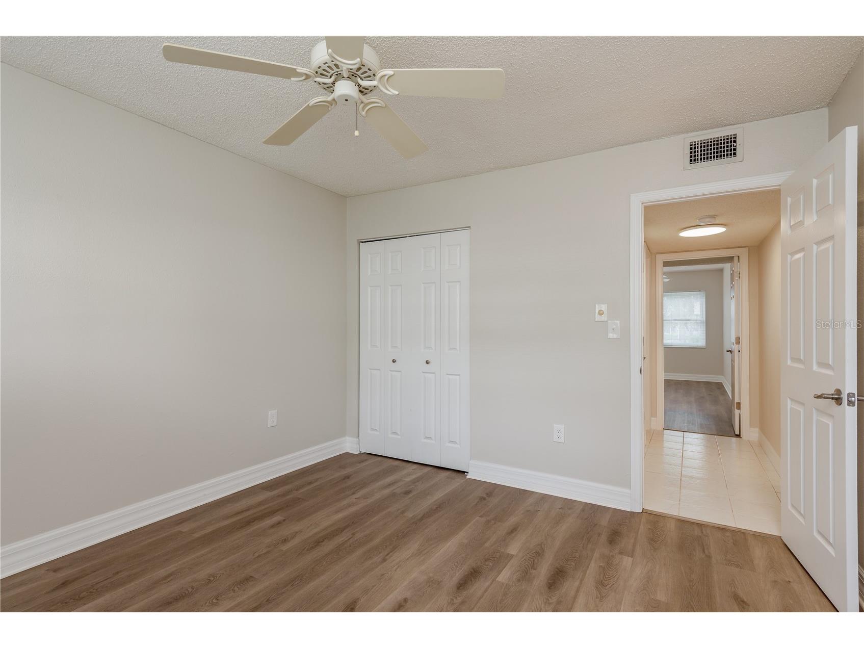 8 Glencoe Place #104 Dunedin FL 34698 TB8519541 image16