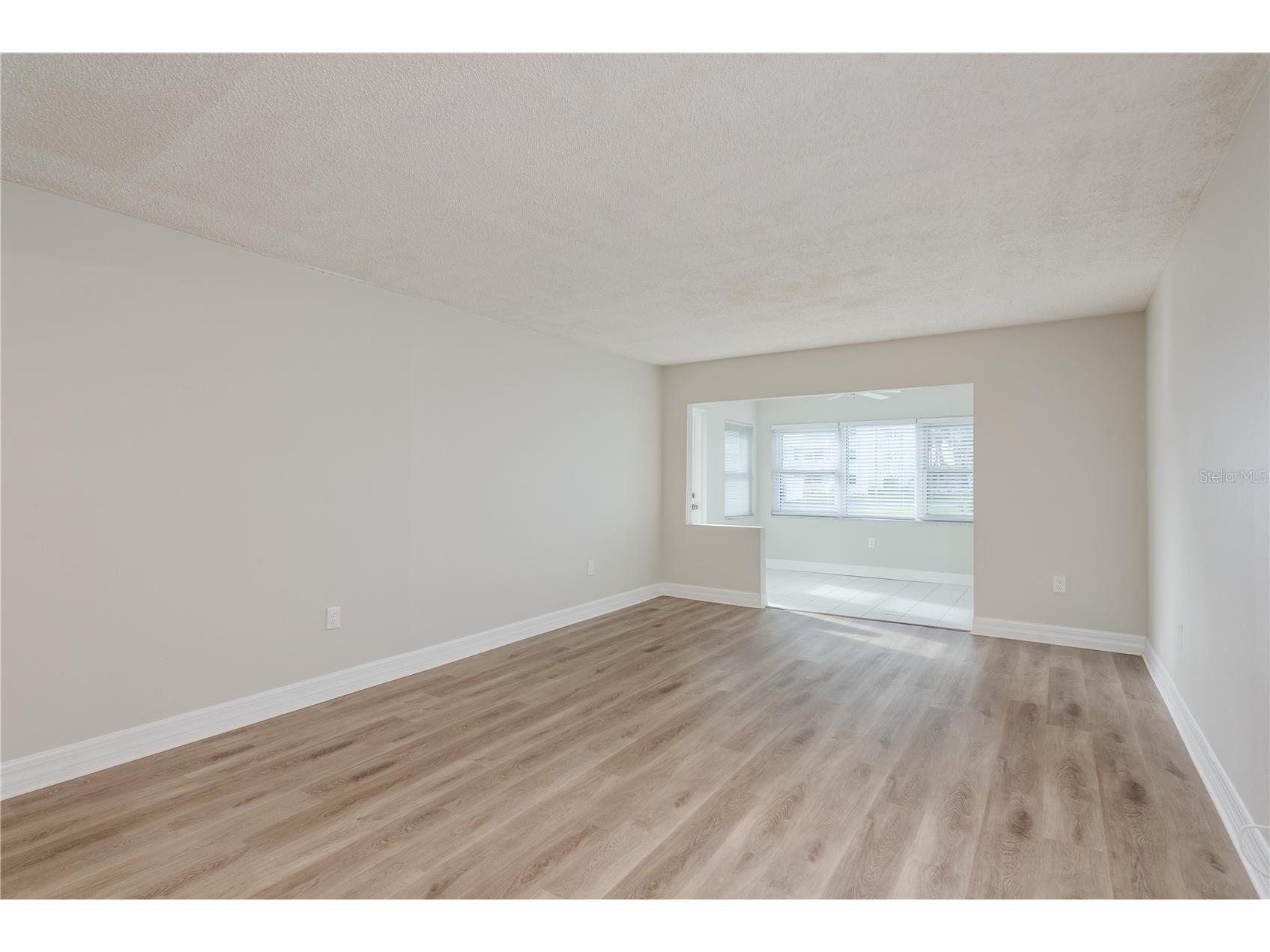 8 Glencoe Place #104 Dunedin FL 34698 TB8519541 image7
