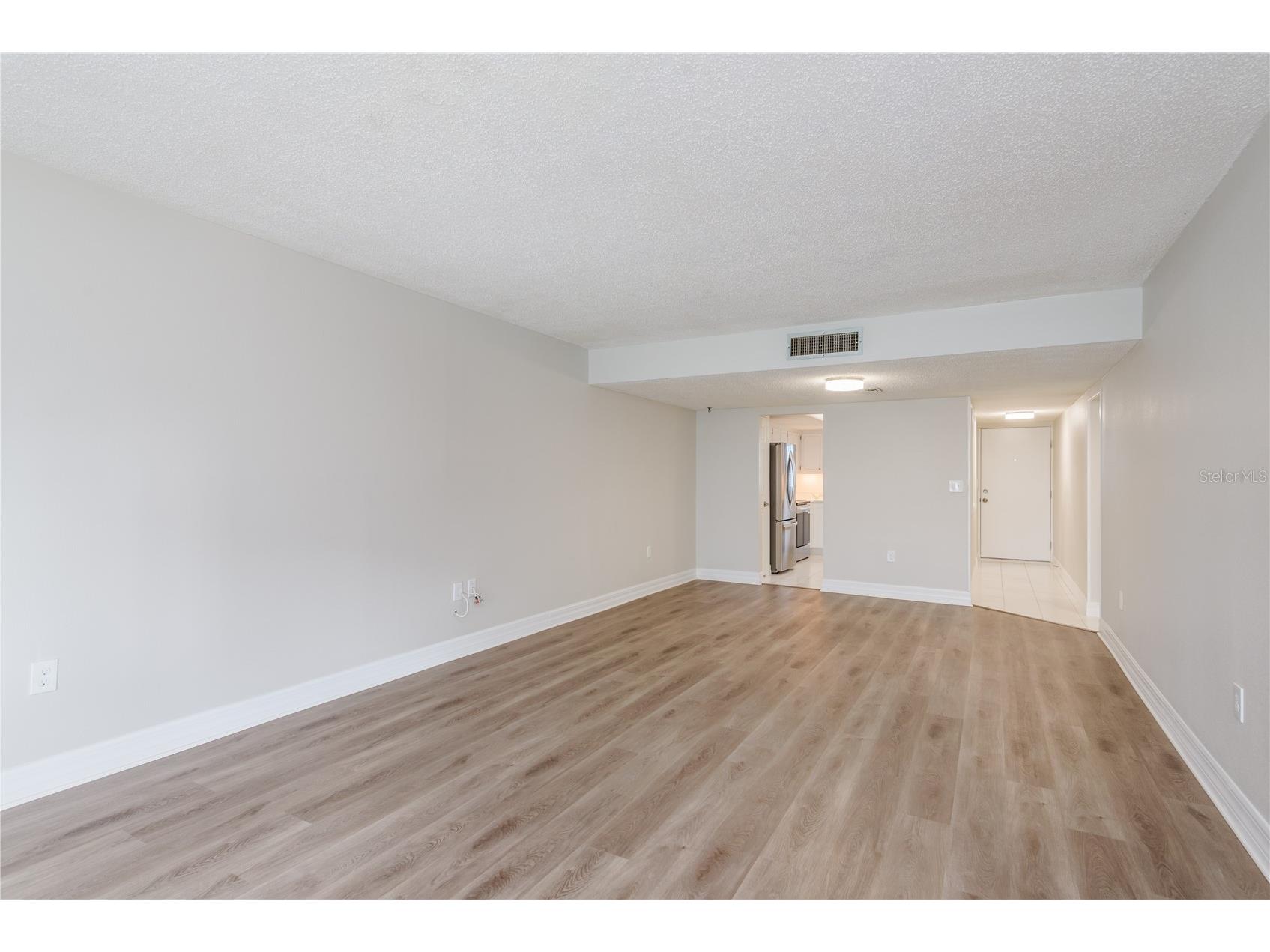 8 Glencoe Place #104 Dunedin FL 34698 TB8519541 image9