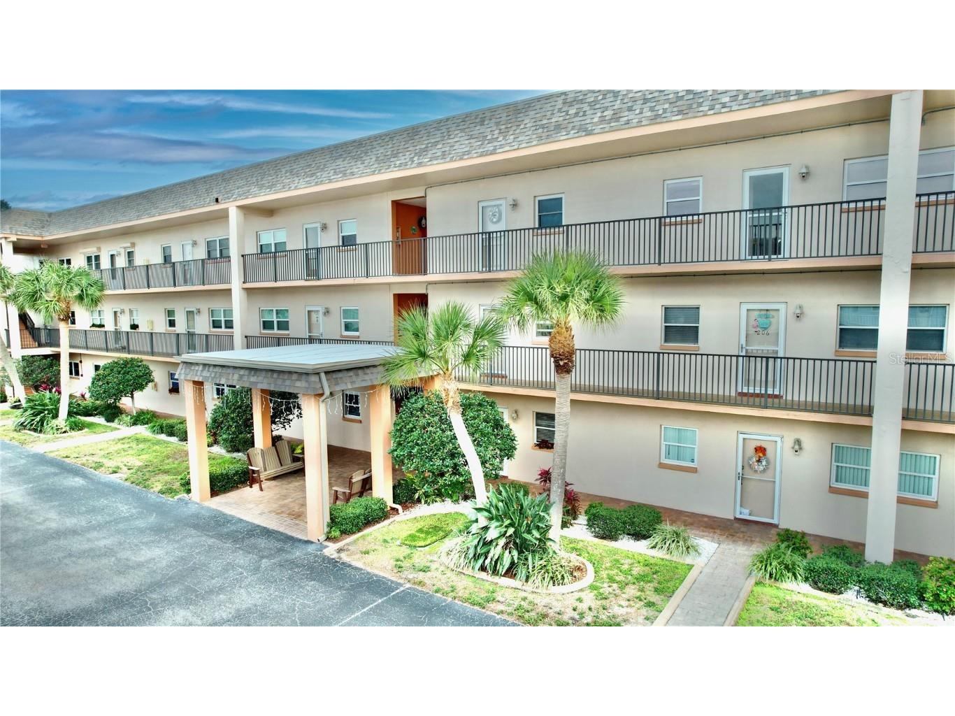 8 Glencoe Place #105 Dunedin FL 34698 - SAINT JOSEPH SOUND T3491886 image1