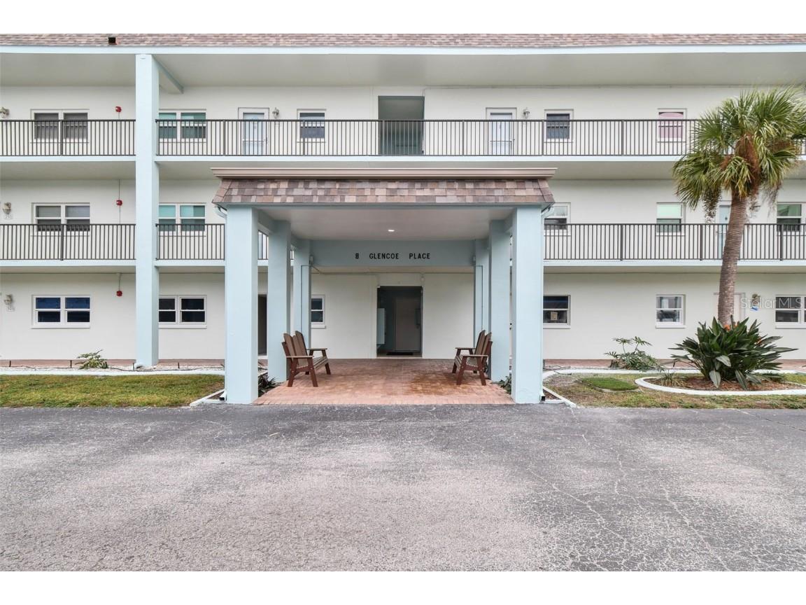 8 Glencoe Place #107 Dunedin FL 34698 TB8447757 image3