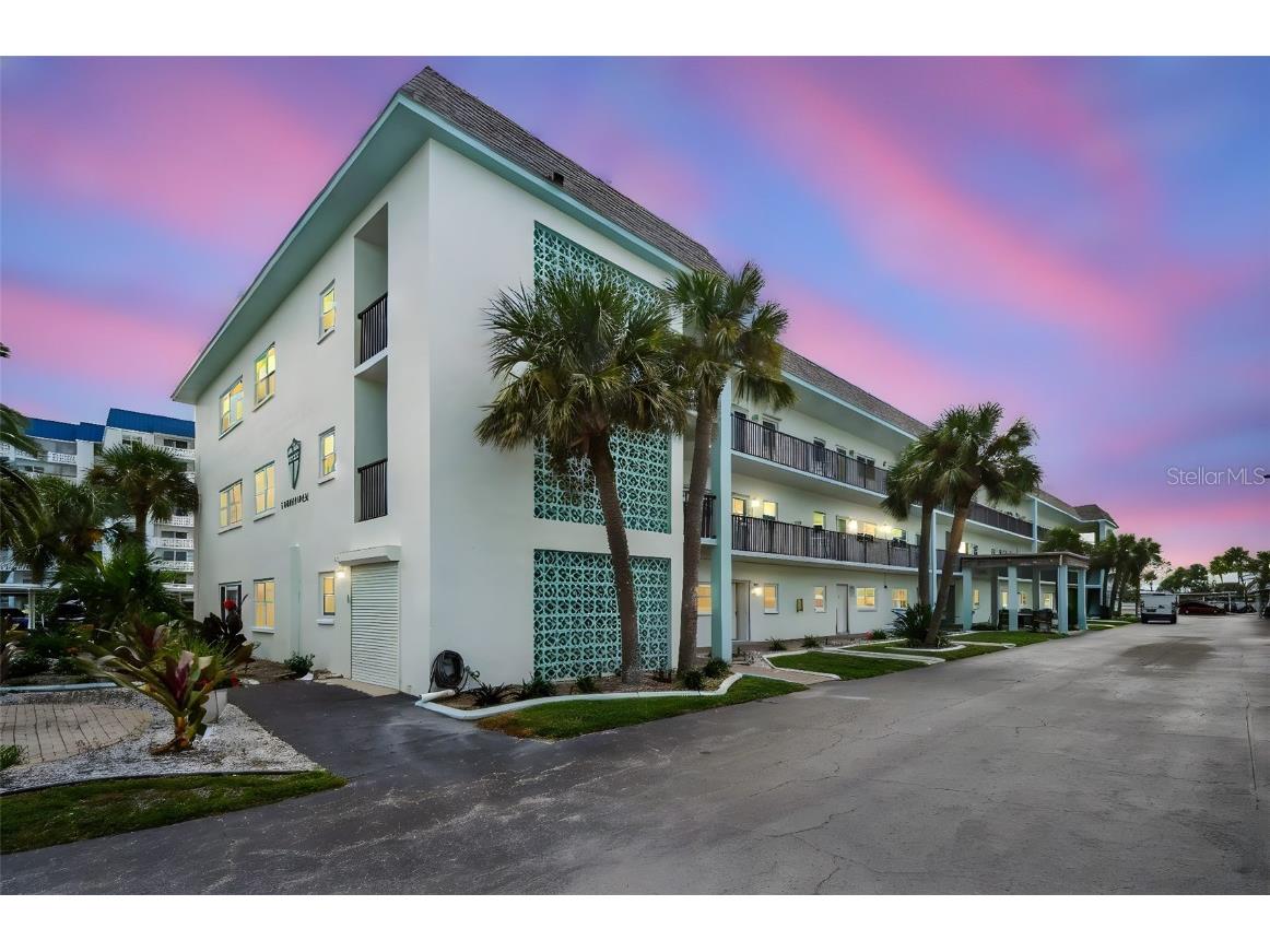 8 Glencoe Place #307 Dunedin FL 34698 - GULF OF AMERICA TB8427811 image1