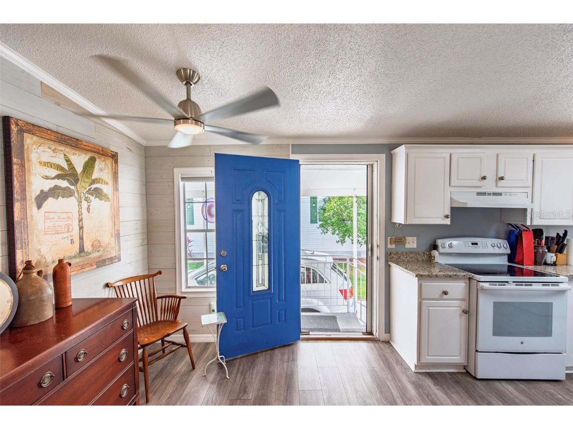 8 Holland Drive Punta Gorda FL 33950 C7519178 image3