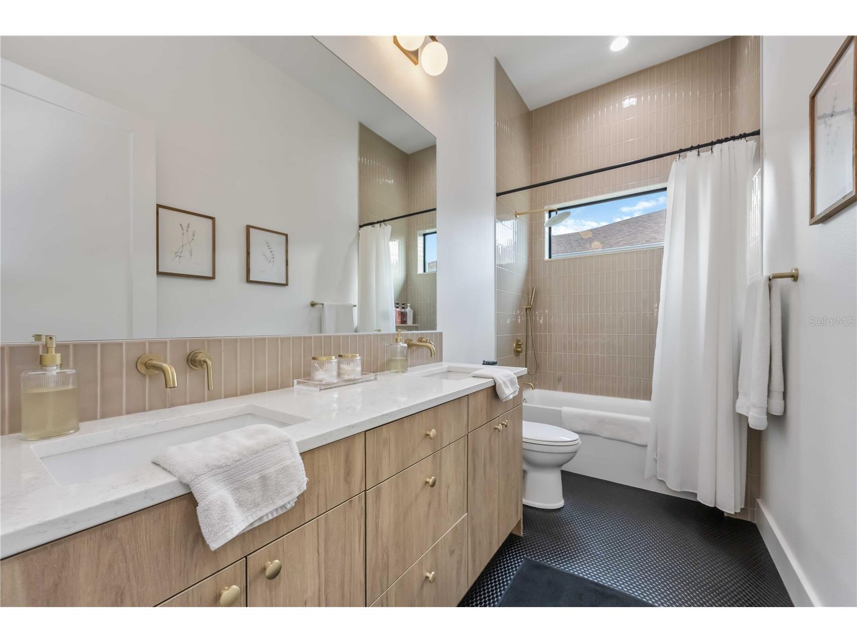 8 Idle Court Placida FL 33946 A4675585 image33