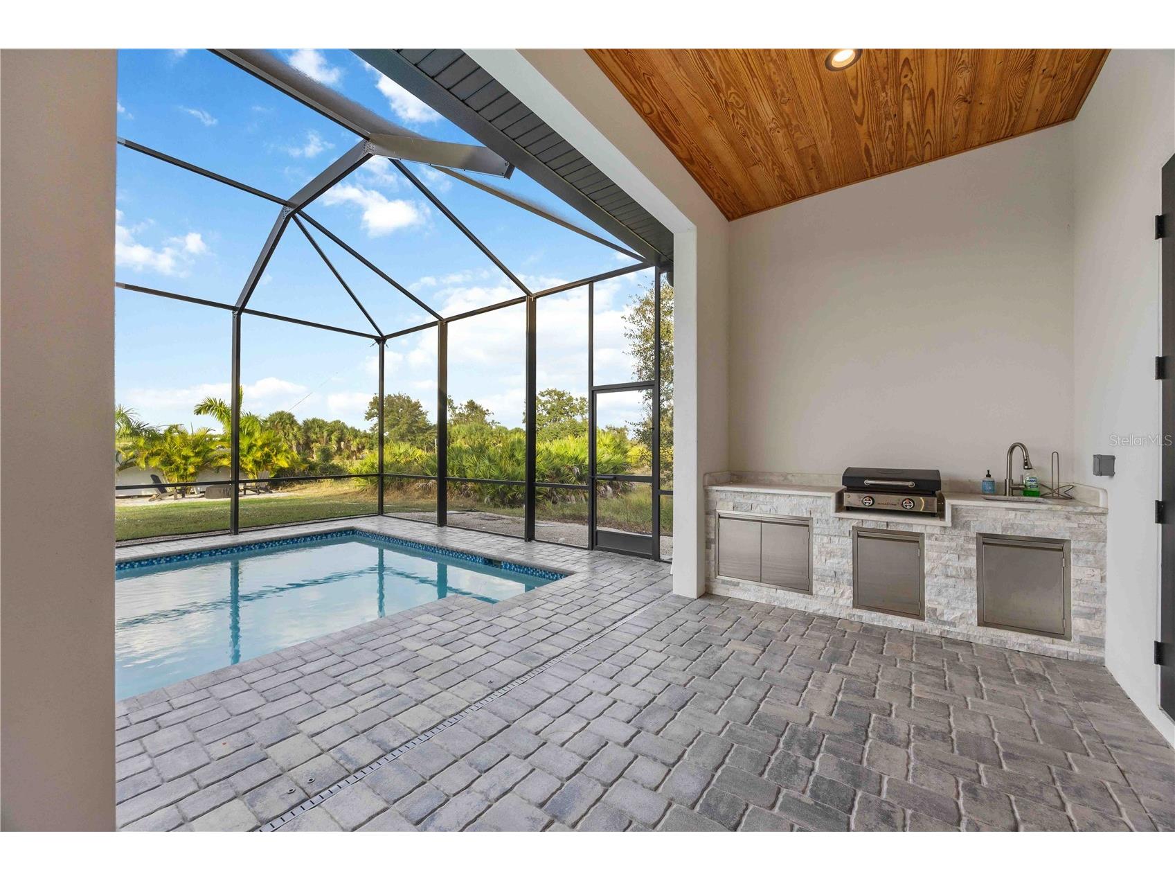 8 Idle Court Placida FL 33946 A4675585 image43