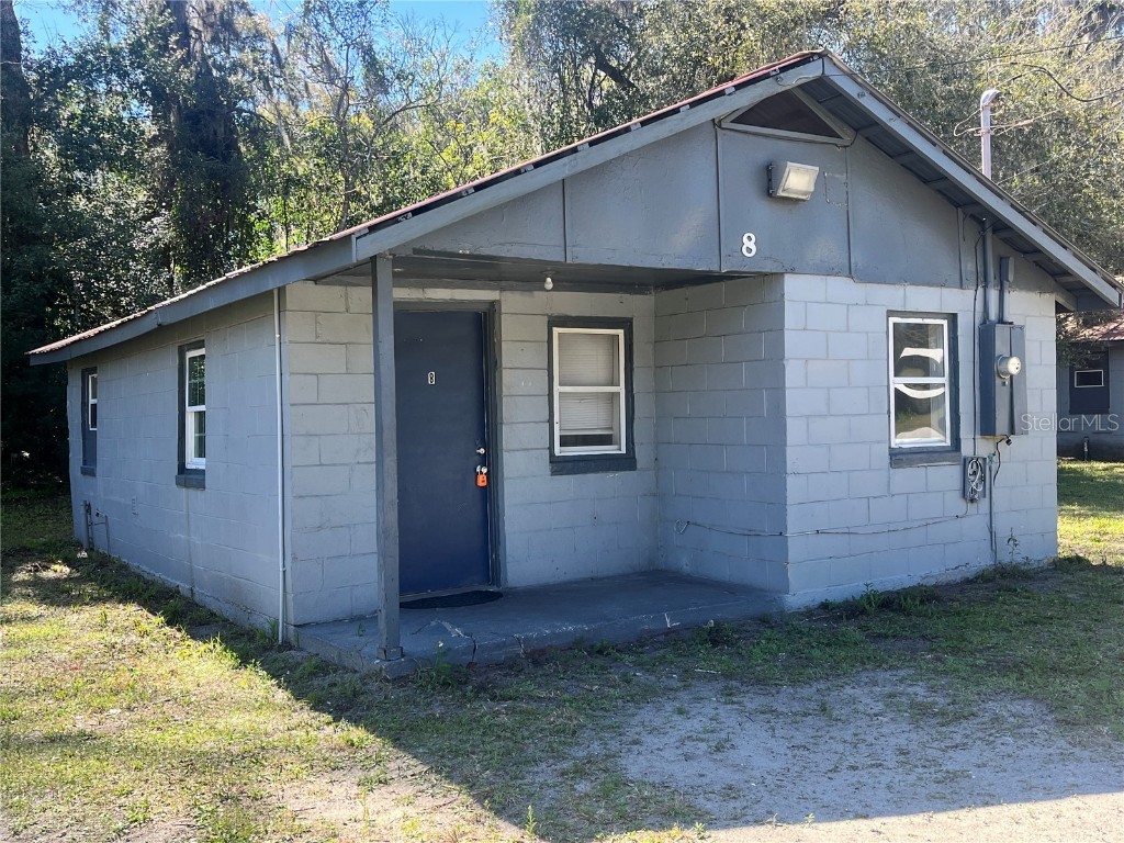 8 Lenox Court Deland FL 32720 O6177183 image1