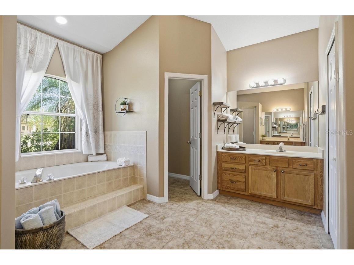 8 Lewis Shire Palm Coast FL 32137 FC313448 image61