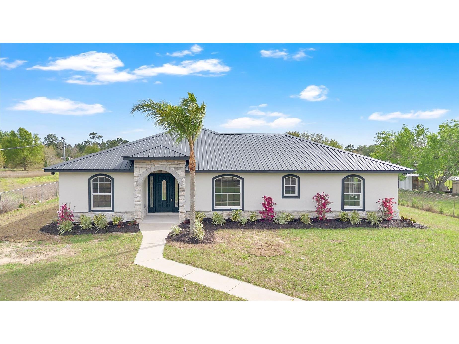 8 Oakridge Drive Frostproof FL 33843 L4960482 image1