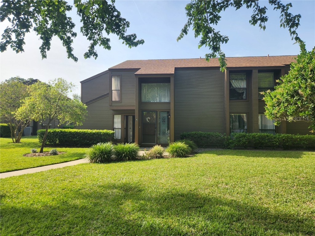 8 Oxford Lane Palm Coast FL 32137 V4942741 image1