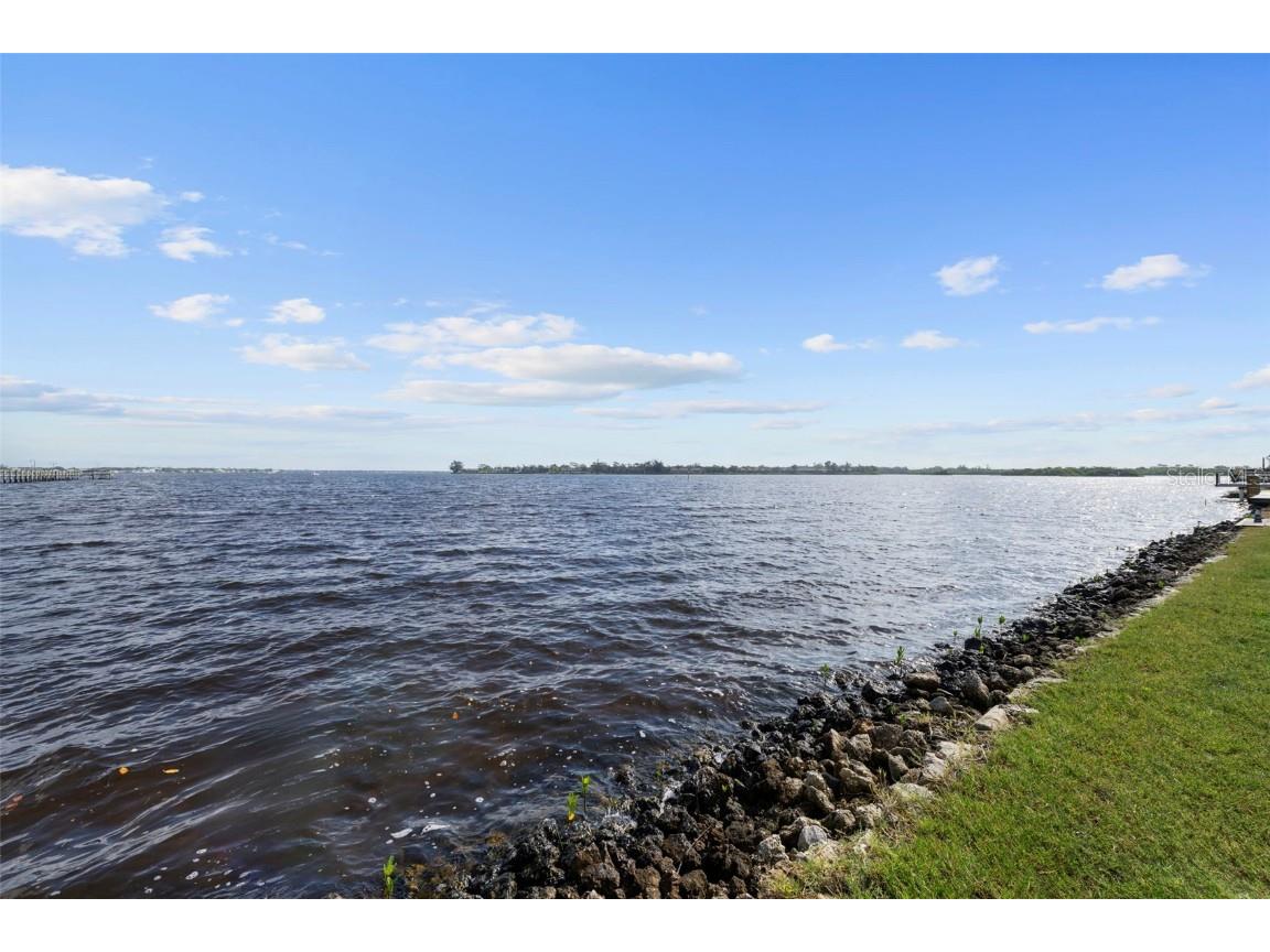 8 Parkview Street Bradenton FL 34208 - MANATEE RIVER C7515860 image17