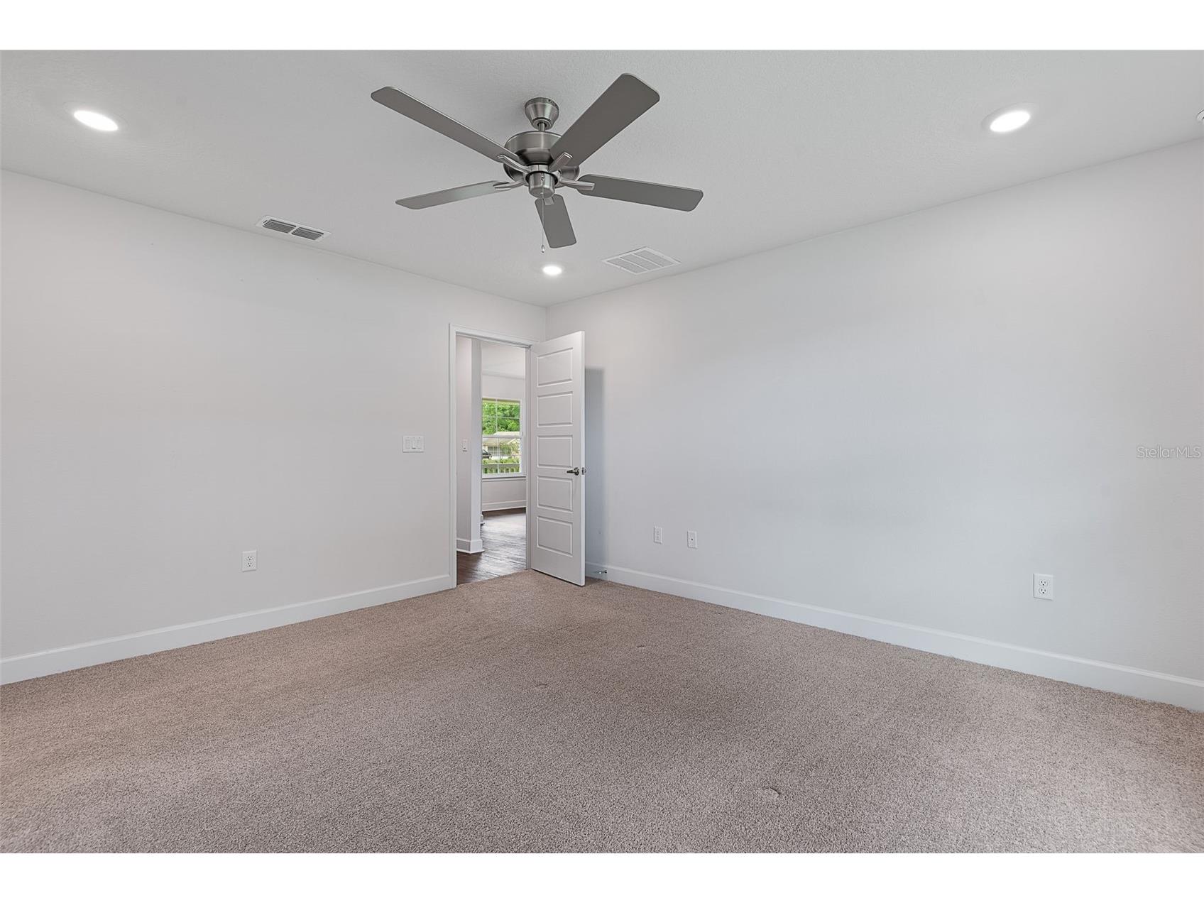 8 Persimmon Drive Palm Coast FL 32164 FC318919 image28