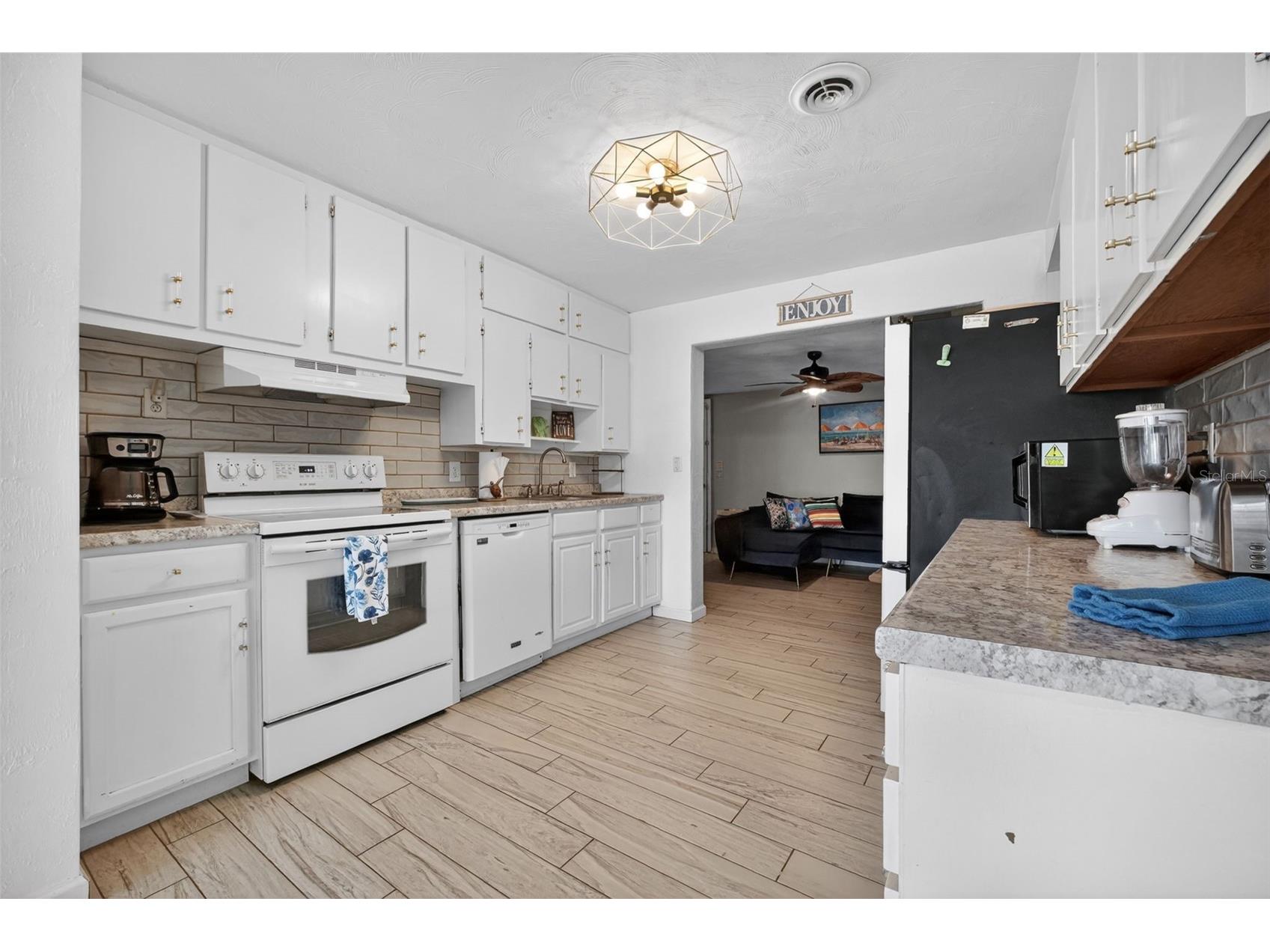8 Poinsettia Drive Ormond Beach FL 32176 FC318318 image16