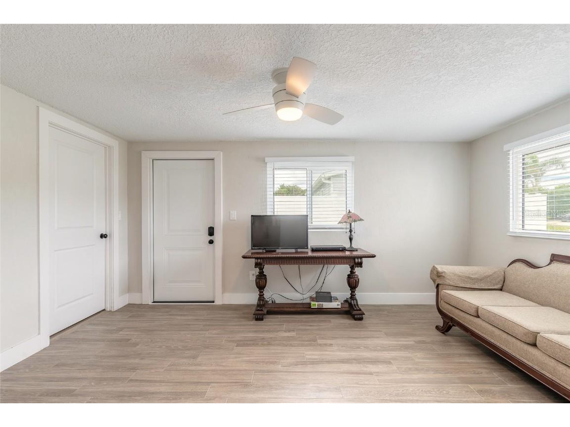 8 Robben Terrace Daytona Beach FL 32118 NS1086274 image22