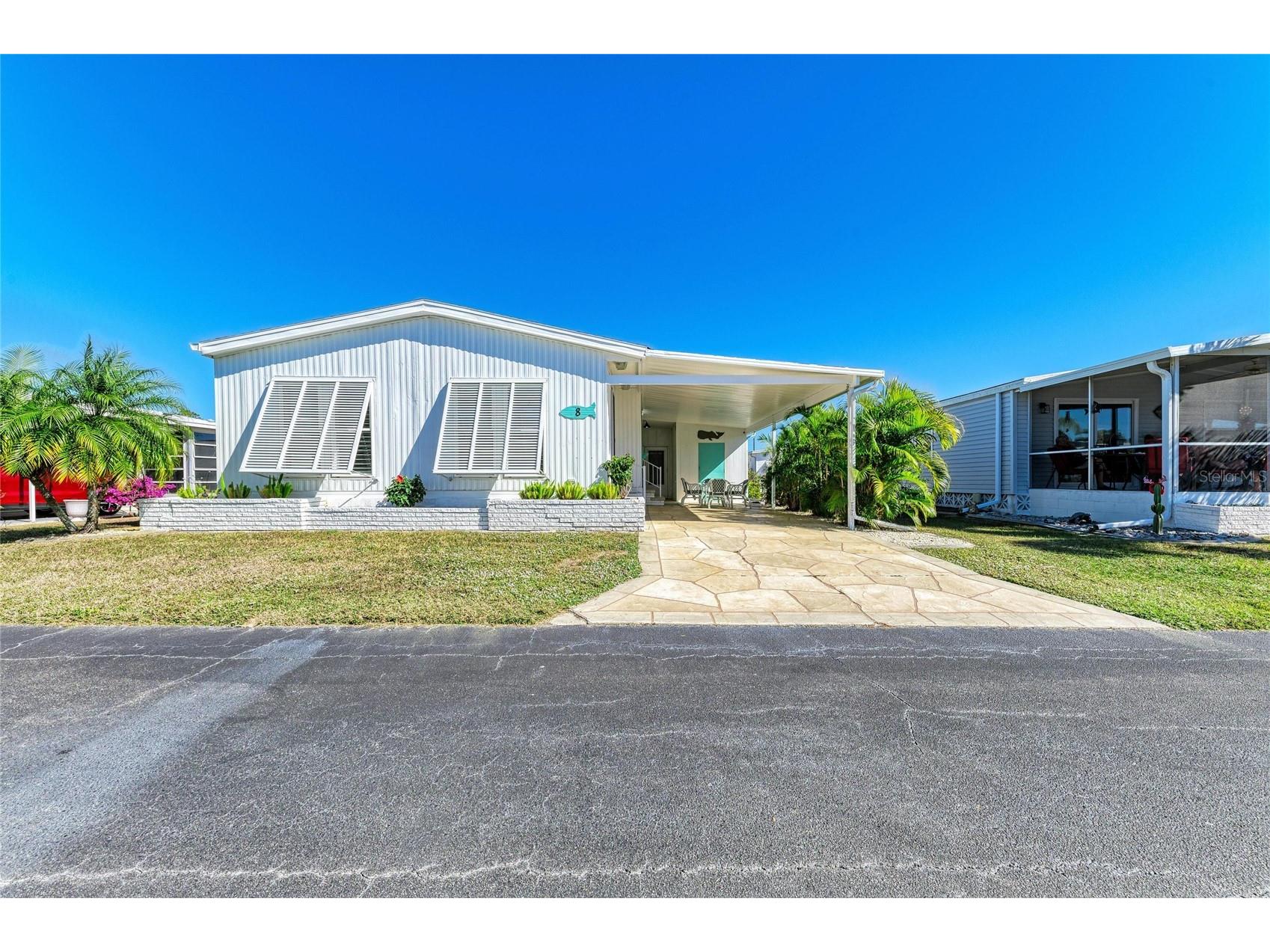 8 S Buena Vista Avenue Englewood FL 34223 A4692083 image1